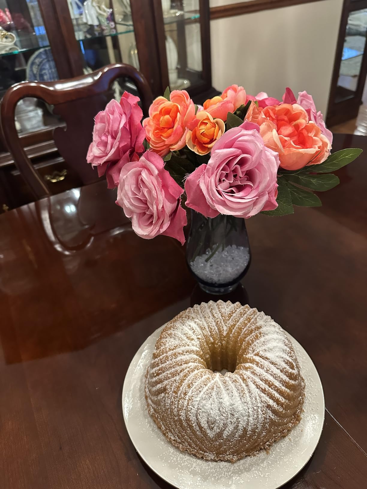 Nordic Ware Bavaria Bundt Pan, 10-Cup, Graphite customer photo 2