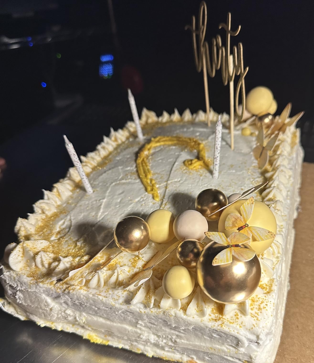 Farberware Nonstick Bakeware Baking Pan / Nonstick Cake Pan, Rectangle - 9 Inch x 13 Inch, Gray customer photo 1