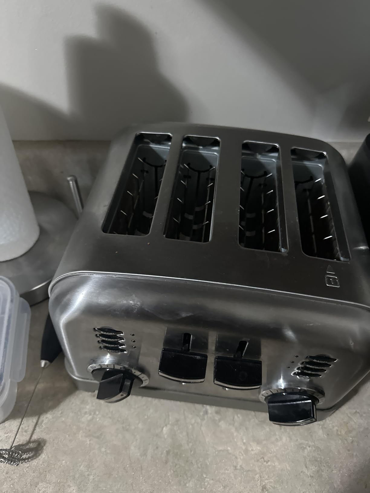 Cuisinart CPT-180P1 4 Slice Compact Stainless Steel Toaster with Extra-Wide Slots for Bread, French Toast, Bagels & Pastries, Defrost & Reheat Functions, Brushed Stainless, Removable Crumb Tray customer photo 2