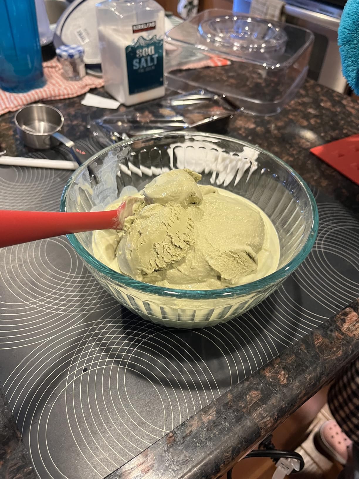 Cuisinart Ice Cream Maker Machine 2-Quart Ice Cream Sorbet and Frozen Yogurt Machine Fully Automatic Double-Insulated Freezer Bowl Makes Frozen Desserts in Under 30 Minutes ICE30BCP1 Silver customer photo 1