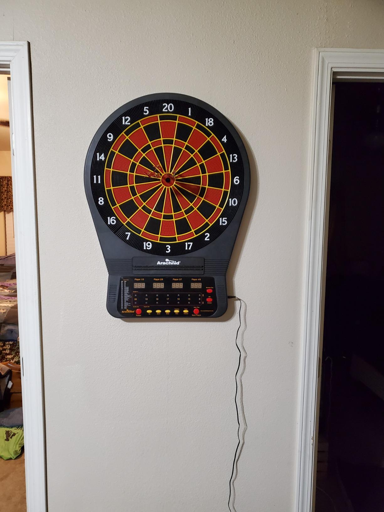 Arachnid Cricket Pro Tournament-Quality Dartboard with 35 Games and 318 Variations (6 Cricket Games) customer photo 2