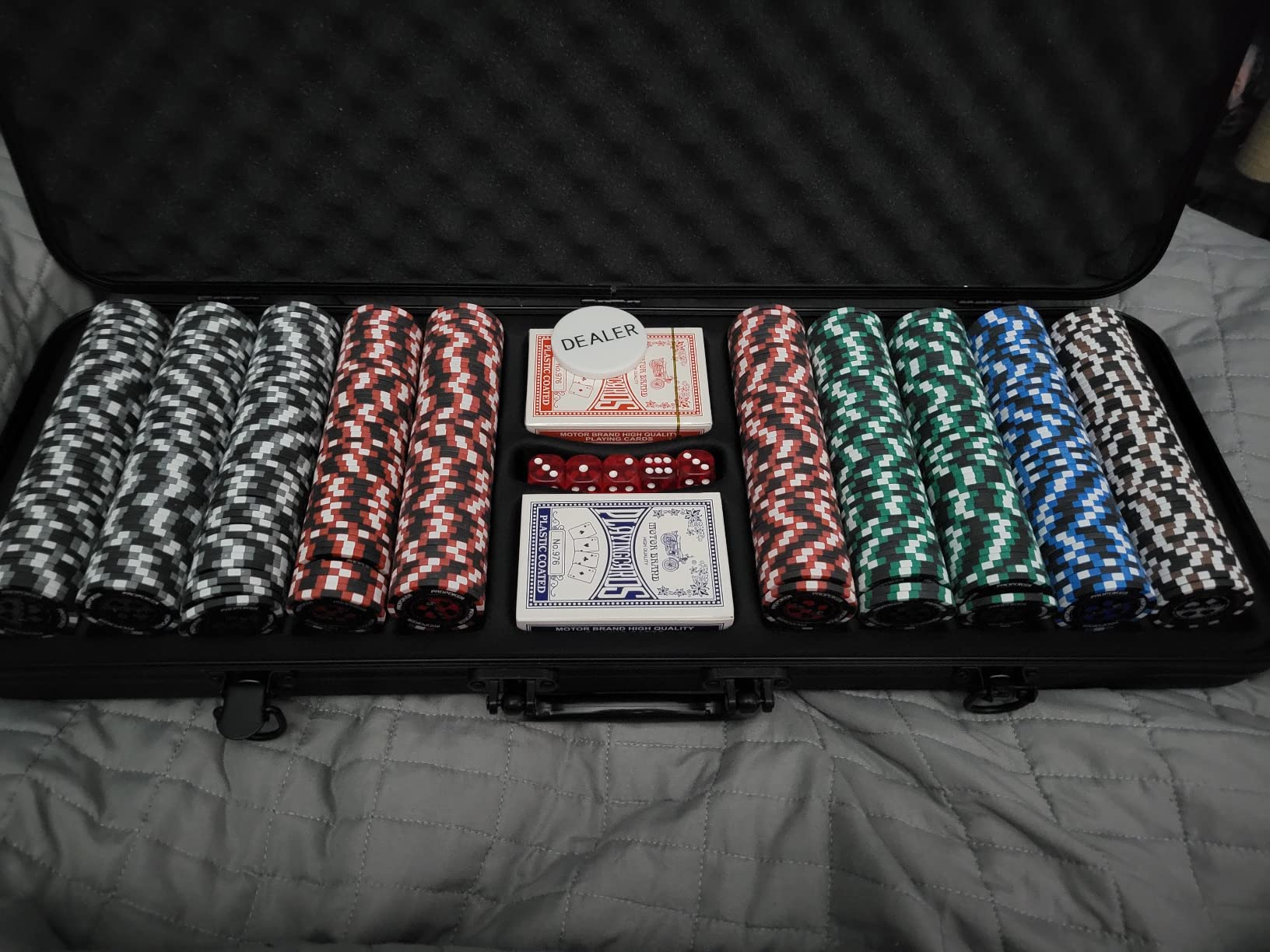 Pro Poker Chips, Poker Set - 13.5g 500 Piece Casino Clay Poker Chips with Denomination Numbers for Texas Holden - New Upgraded Poker Chip Case customer photo 1