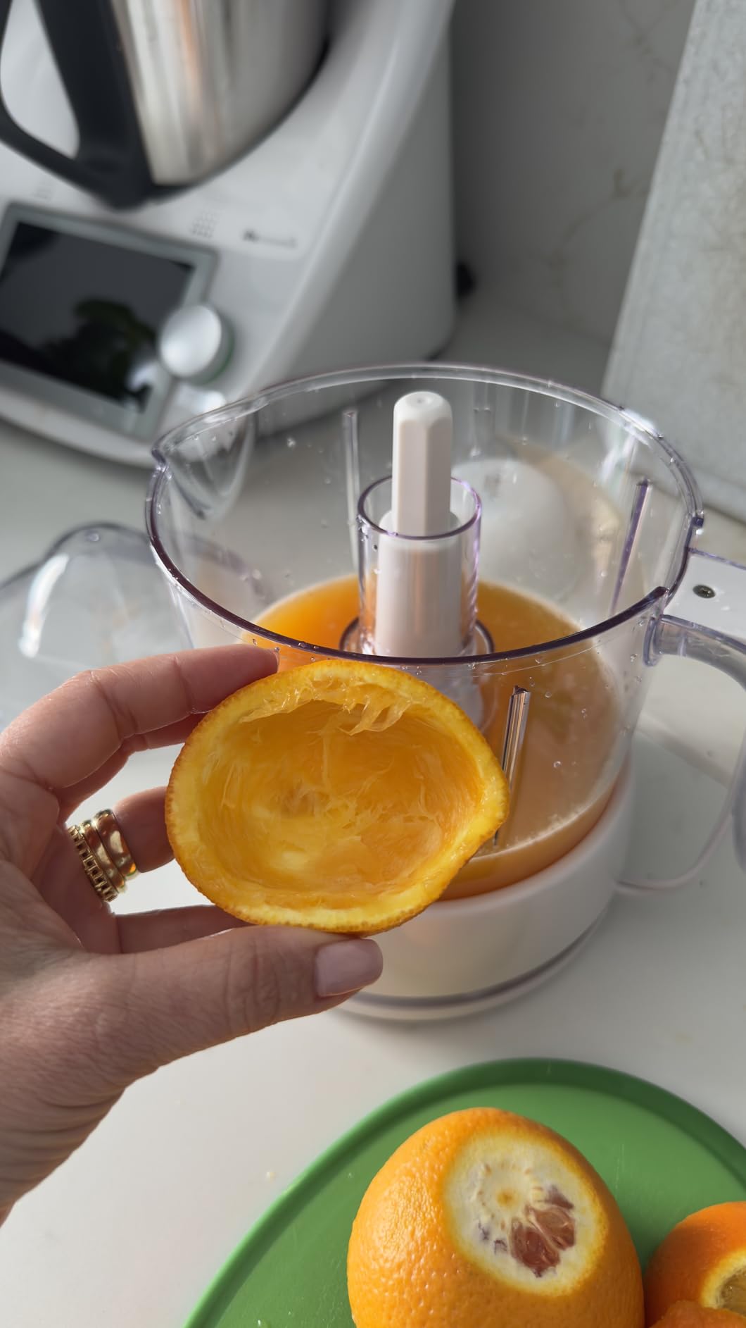 BLACK+DECKER 32oz Electric Citrus Juicer, CJ625, Pressure Activated, Adjustable Pulp Control, Dishwasher-Safe customer photo 1