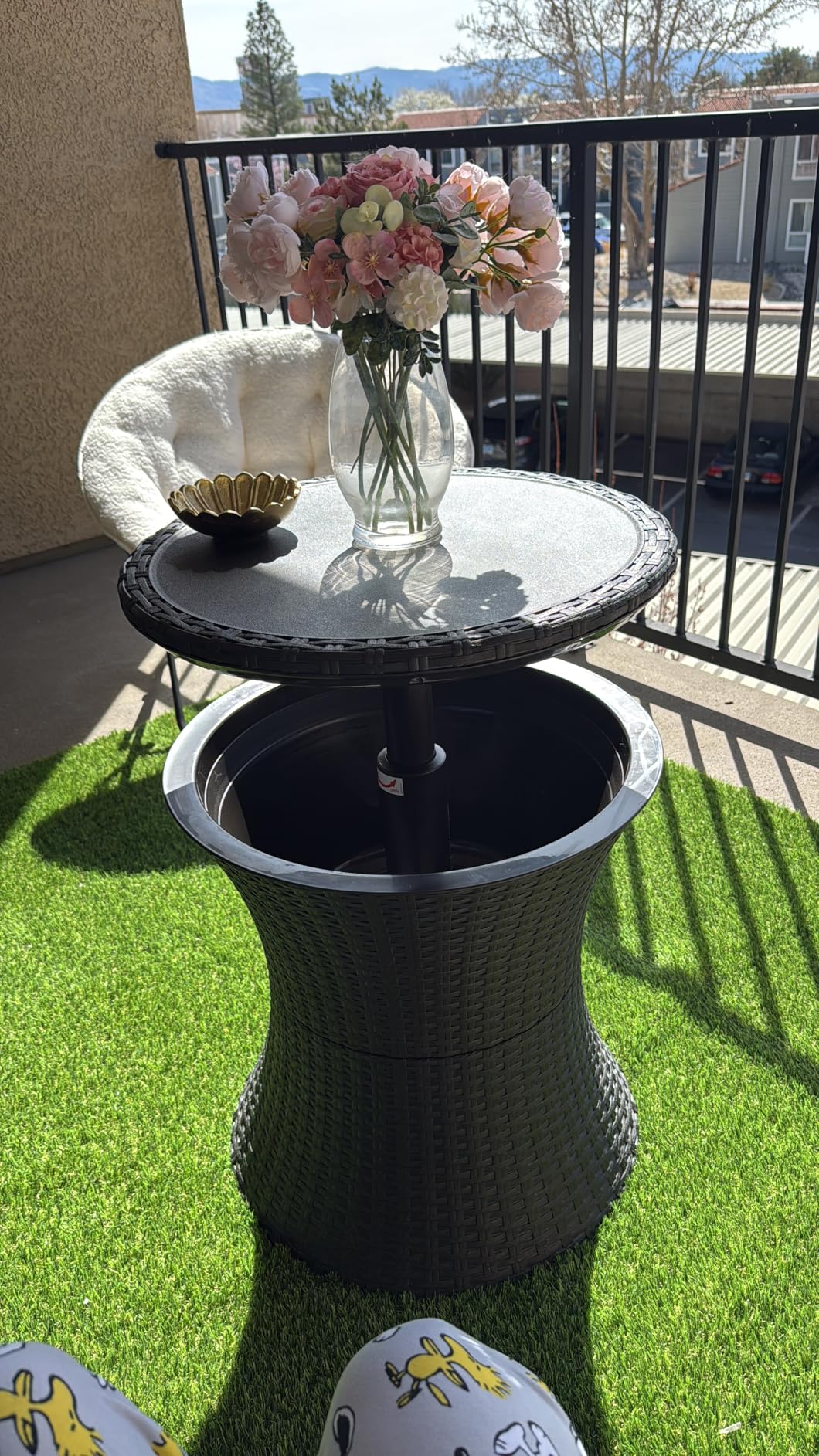 Keter Pacific Cool Bar Outdoor Patio Furniture and Hot Tub Side Table with 7.5 Gallon Beer and Wine Cooler, Espresso Brown customer photo 2