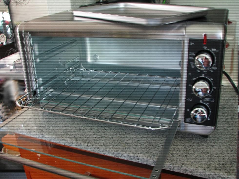 BLACK+DECKER TO3250XSBD 8-Slice Extra Wide Convection Countertop Toaster Oven customer photo 1