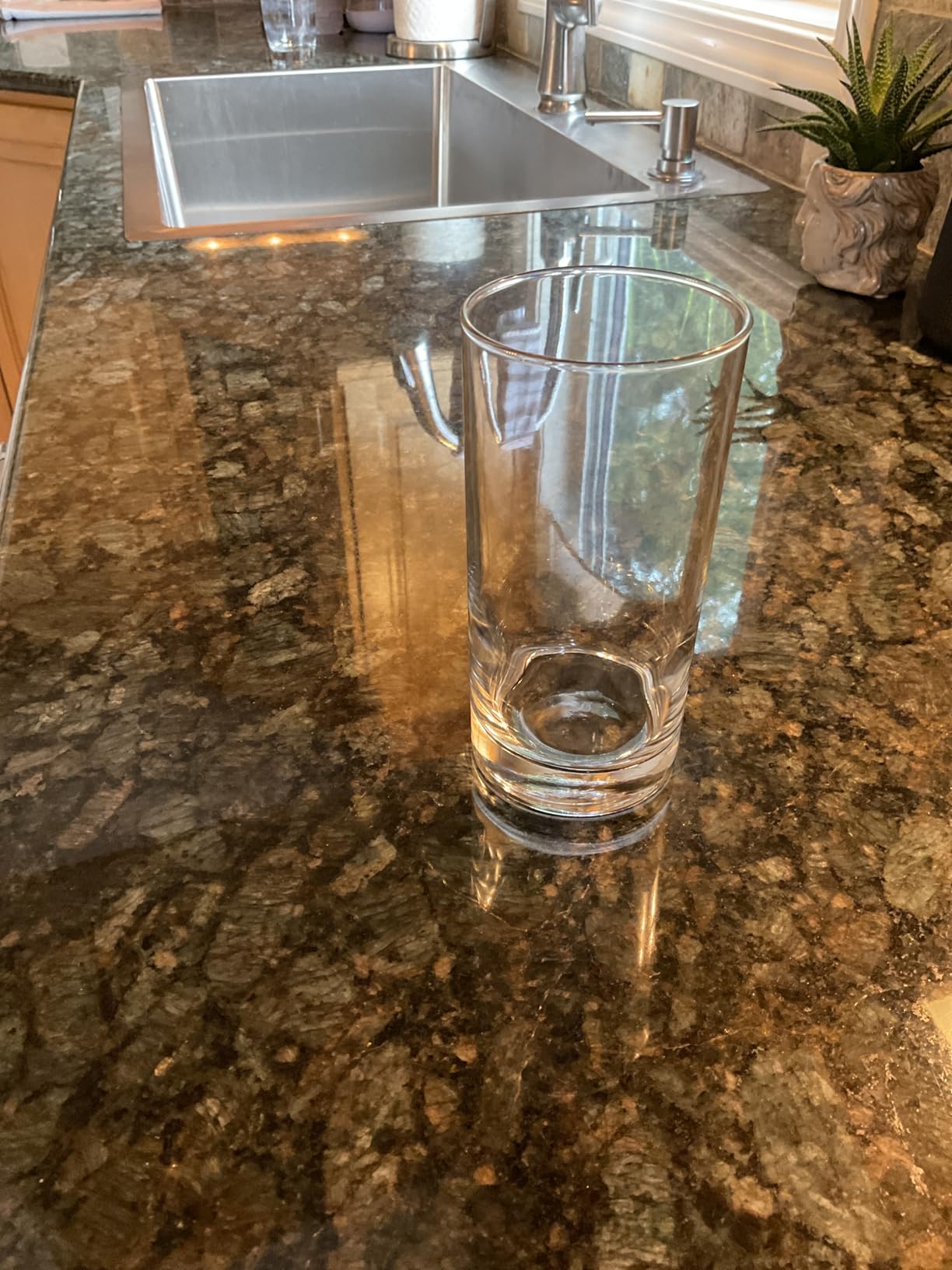 Libbey Heavy Base Drinking Glasses Set of 8, 15.5 Oz Elegant, Weighted Clear Water Glasses, Dishwasher Safe Glass Cups Set for Parties, Birthdays customer photo 1