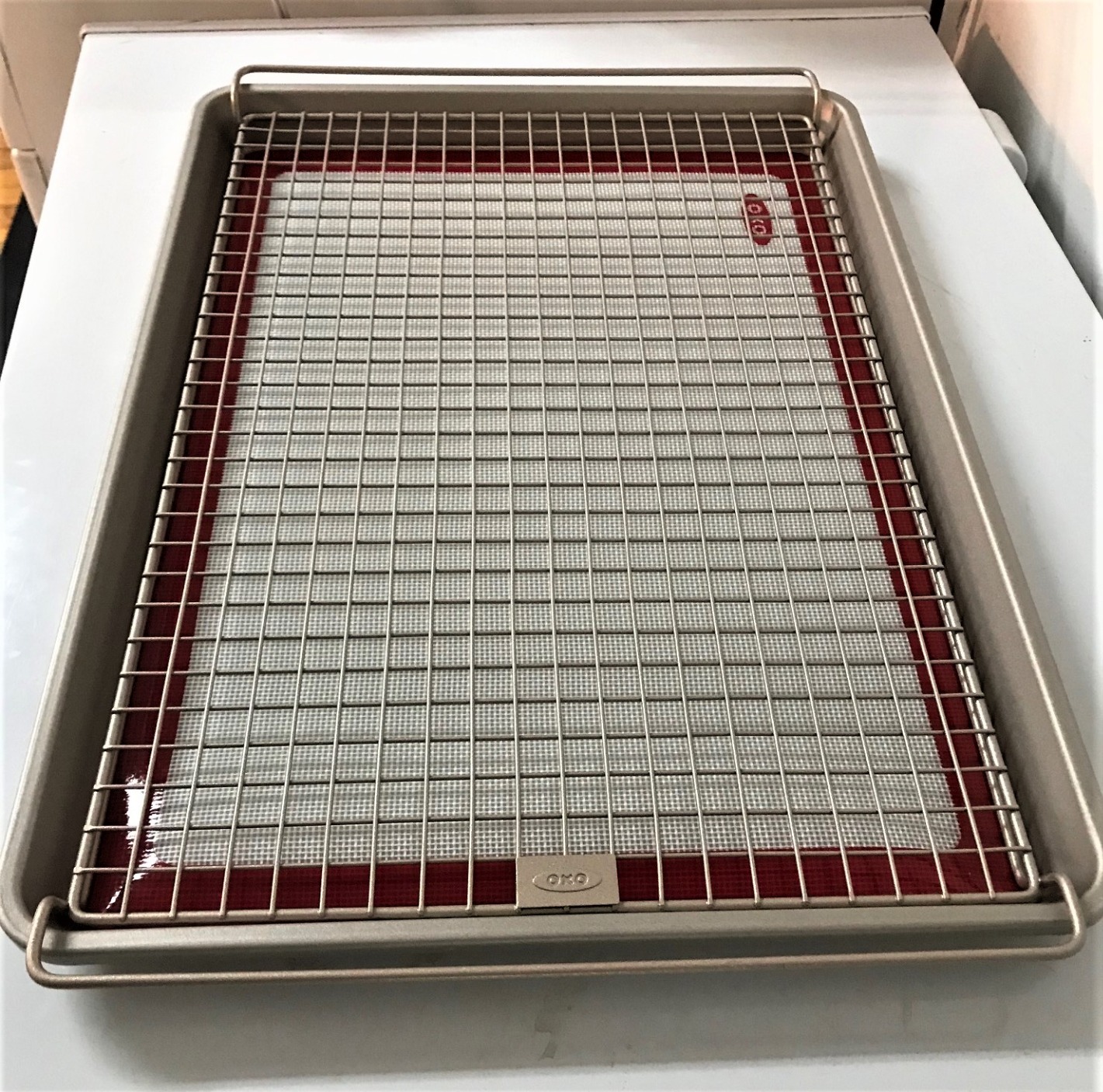 OXO Good Grips Non-Stick Pro Half Sheet 13 x 18 Inch customer photo 1