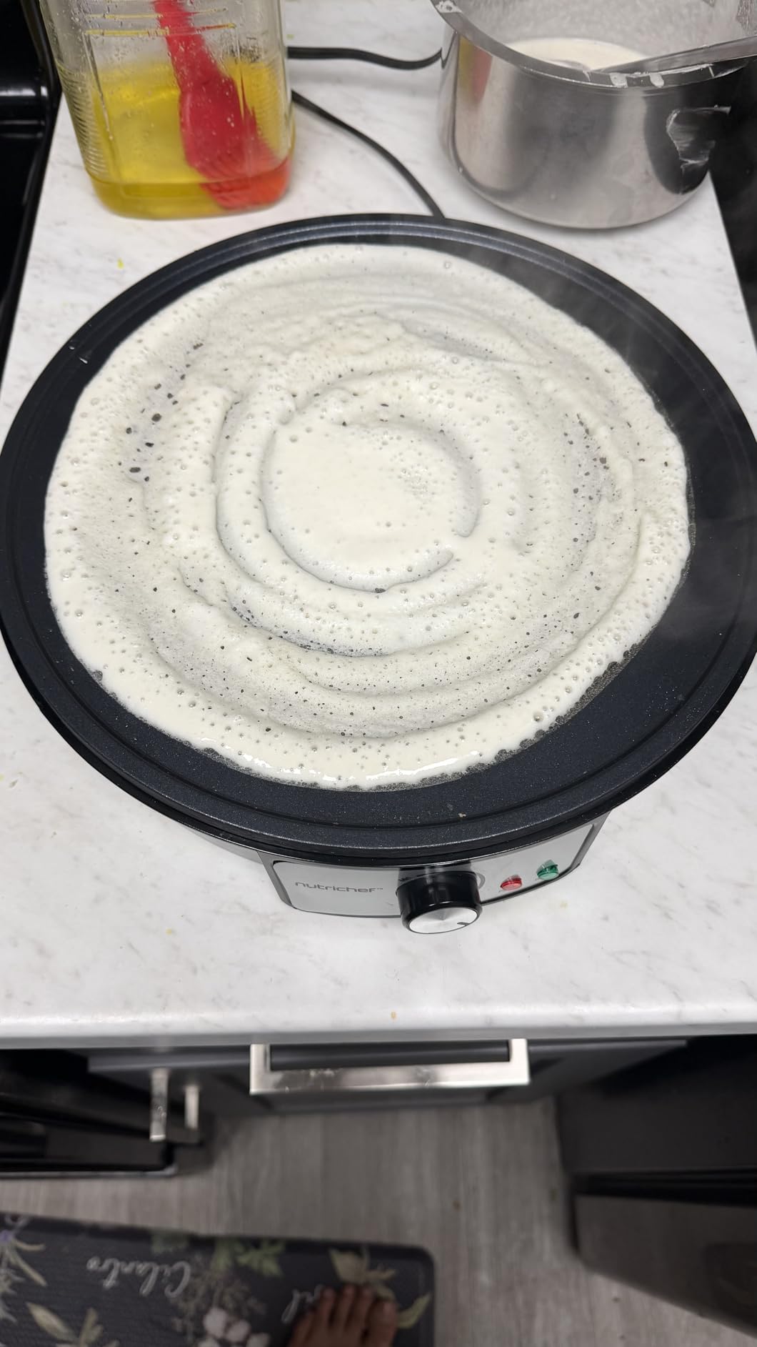 Nutrichef Electric Crepe Maker & Griddle Cooktop - Nonstick 12 Inch Aluminum Hot Plate customer photo 1