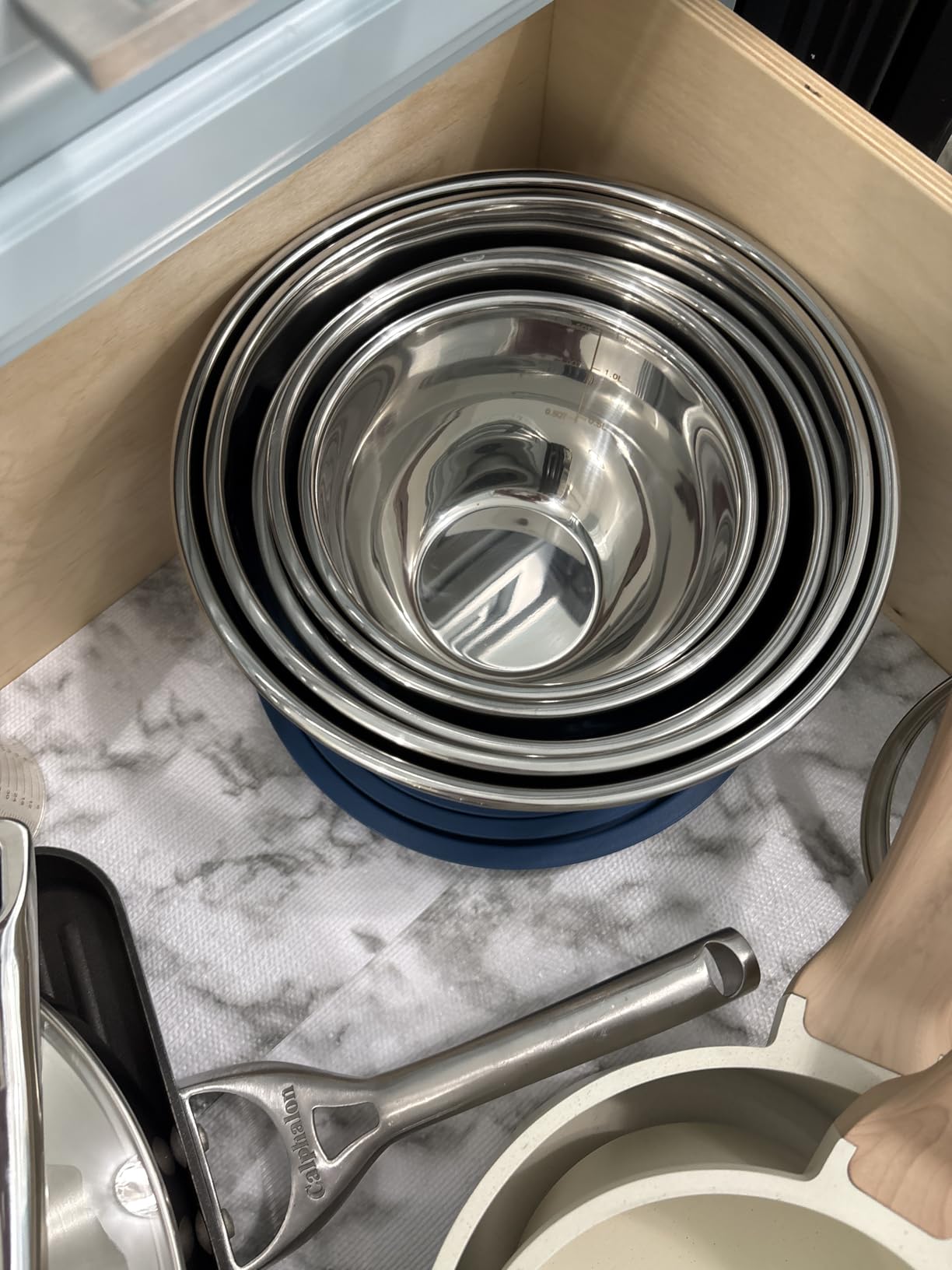 Priority Chef Premium Mixing Bowls With Lids Set, Airtight Lids, Thicker Stainless Steel, Non-Slip Base, 5 Nesting Steel Bowls for Kitchen, Large Prep Metal Bowl Set 1.5/2/3/4/5 Qt, Black customer photo 1