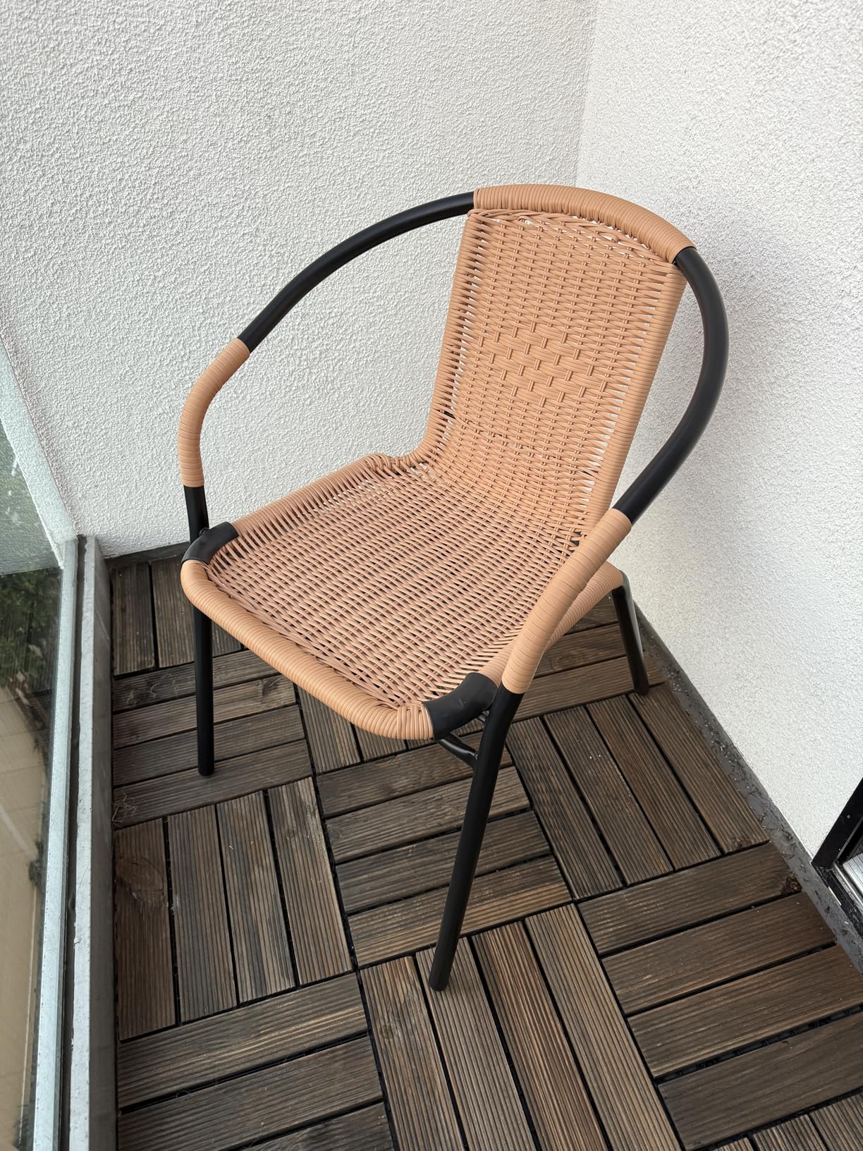 Flash Furniture Lila Modern Rattan Indoor/Outdoor Stackable Dining Chairs, Stacking Rattan Bistro Chairs for Patio or Restaurant, Set of 4, Brown customer photo 1