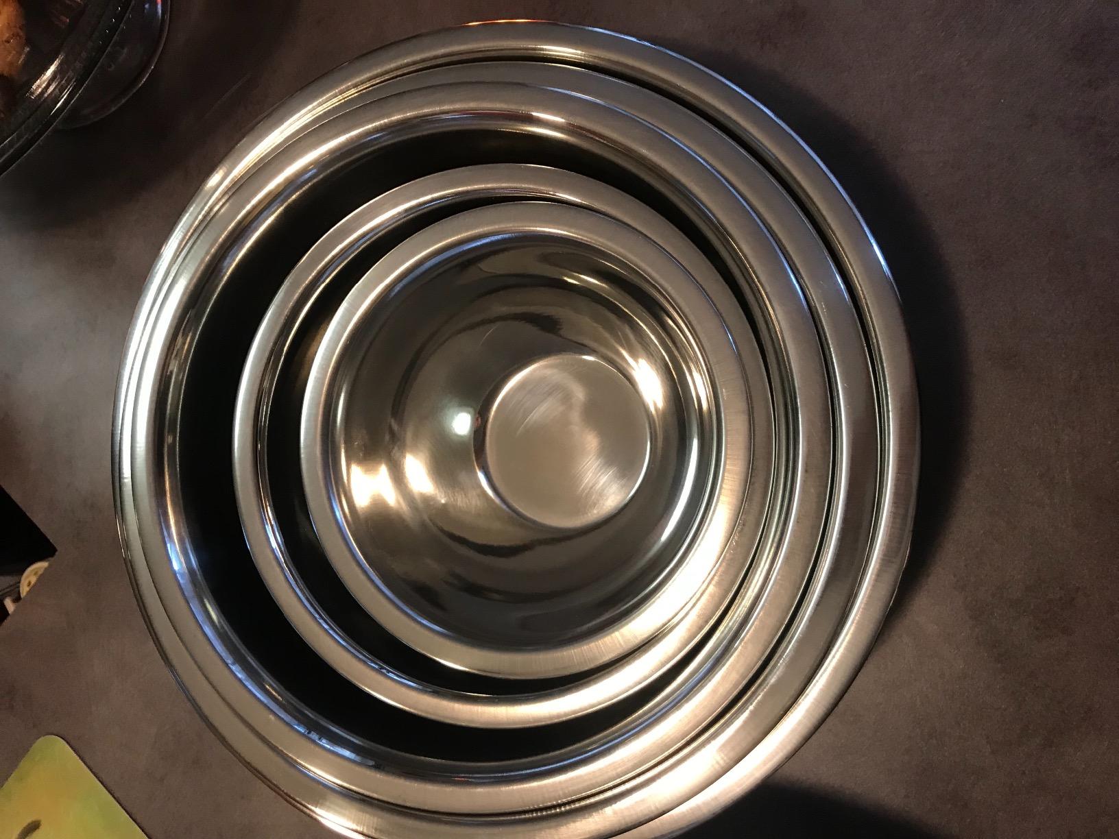 FineDine Stainless Steel Mixing Bowls Set, Dishwasher Safe, 6 Piece Metal Mixing Bowls For Kitchen, Nesting, Large, Small, Big Food Prep, Cooking, Baking customer photo 2