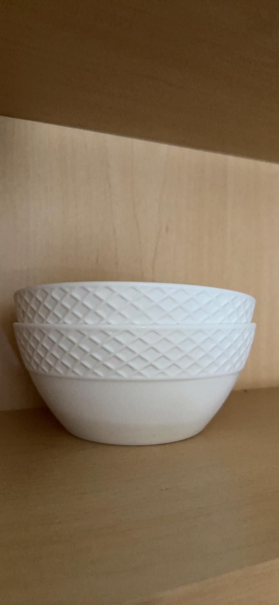 Mikasa Trellis 16-Piece Bone China Dinnerware Set, White, Includes Dinner Plates, Salad Plates, Cereal Bowls and Mugs, Dishwasher Safe customer photo 2