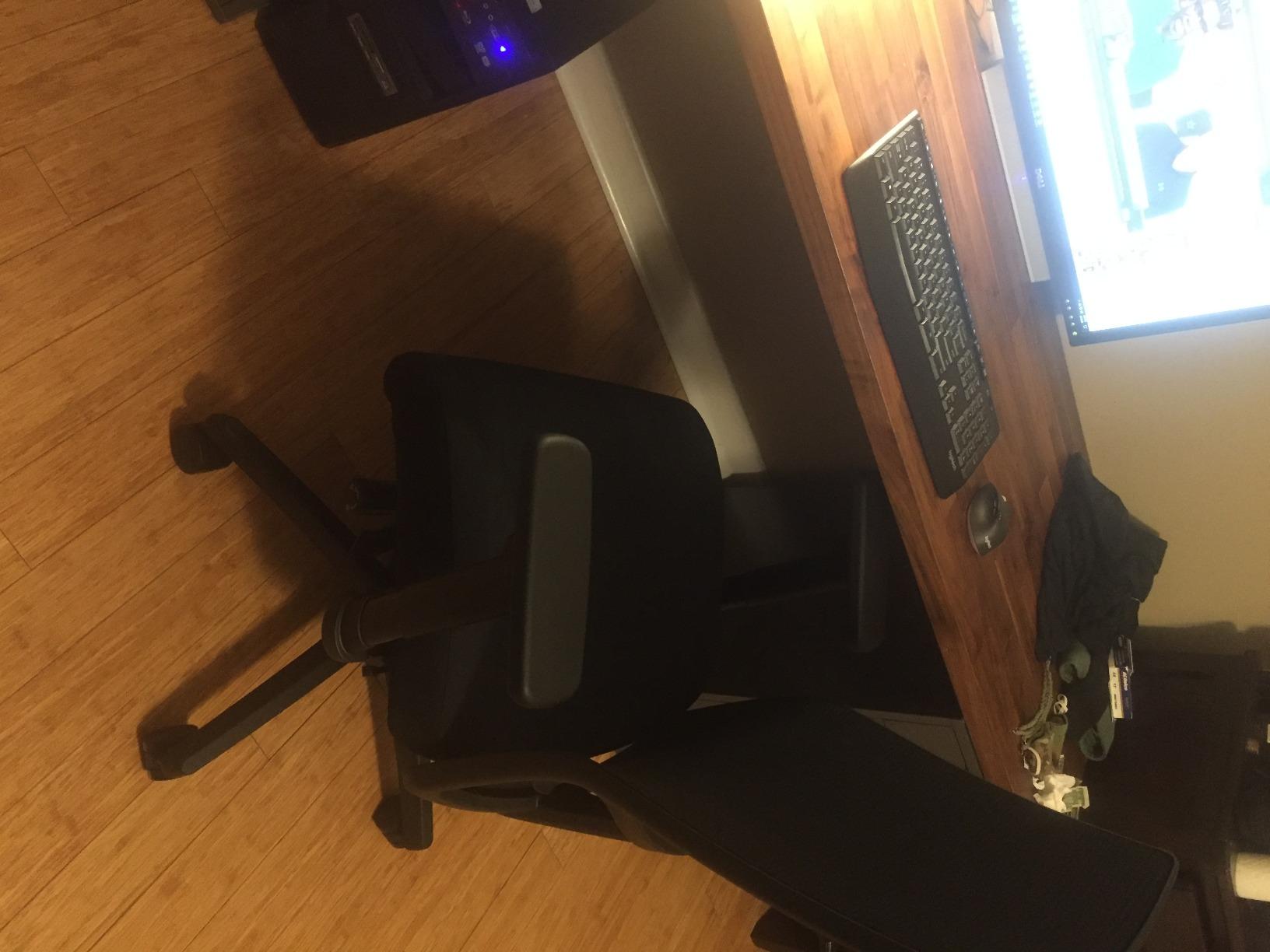 HON Ignition 2.0 Mid Back Task Chair, Advanced Synchro-Tilt Control, Lumbar Support customer photo 2