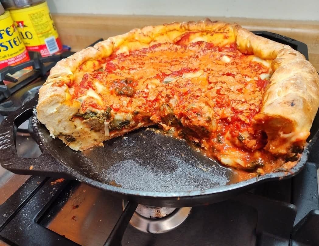 Lodge 12 Inch Pre-Seasoned Cast Iron Skillet - Dual Assist Handles - Use in the Oven, on the Stove, on the Grill, or Over a Campfire - Black customer photo 2