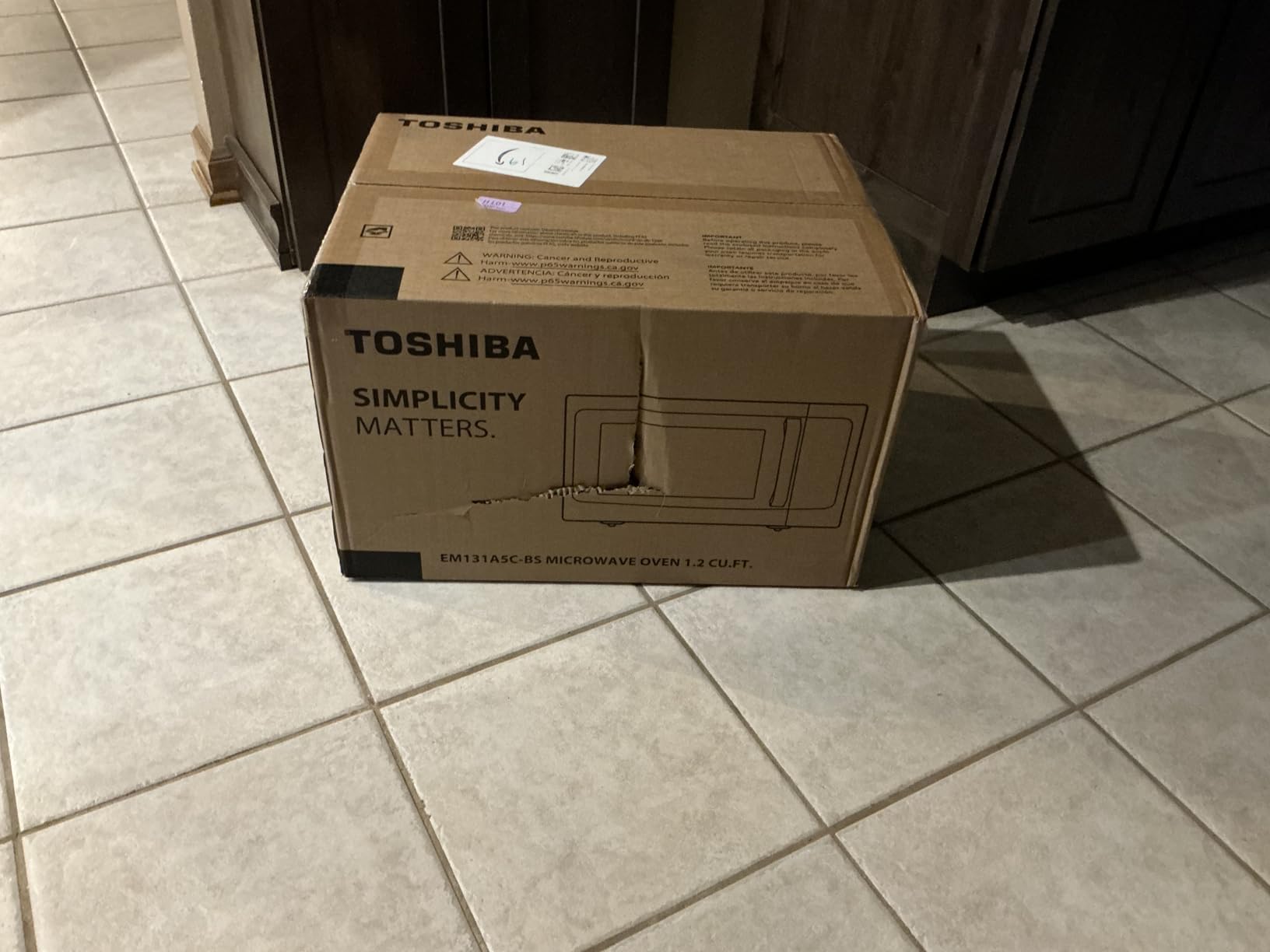 TOSHIBA EM131A5C-BS Countertop Microwave Ovens 1.2 Cu Ft, 12.4