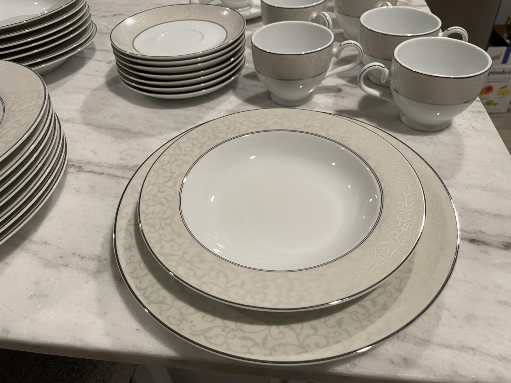 Mikasa Parchment 40-Piece Dinnerware Set, Service for 8, Durable Porcelain Plates, Bowls, and Mugs with Contemporary Design, Dishwasher Safe customer photo 1