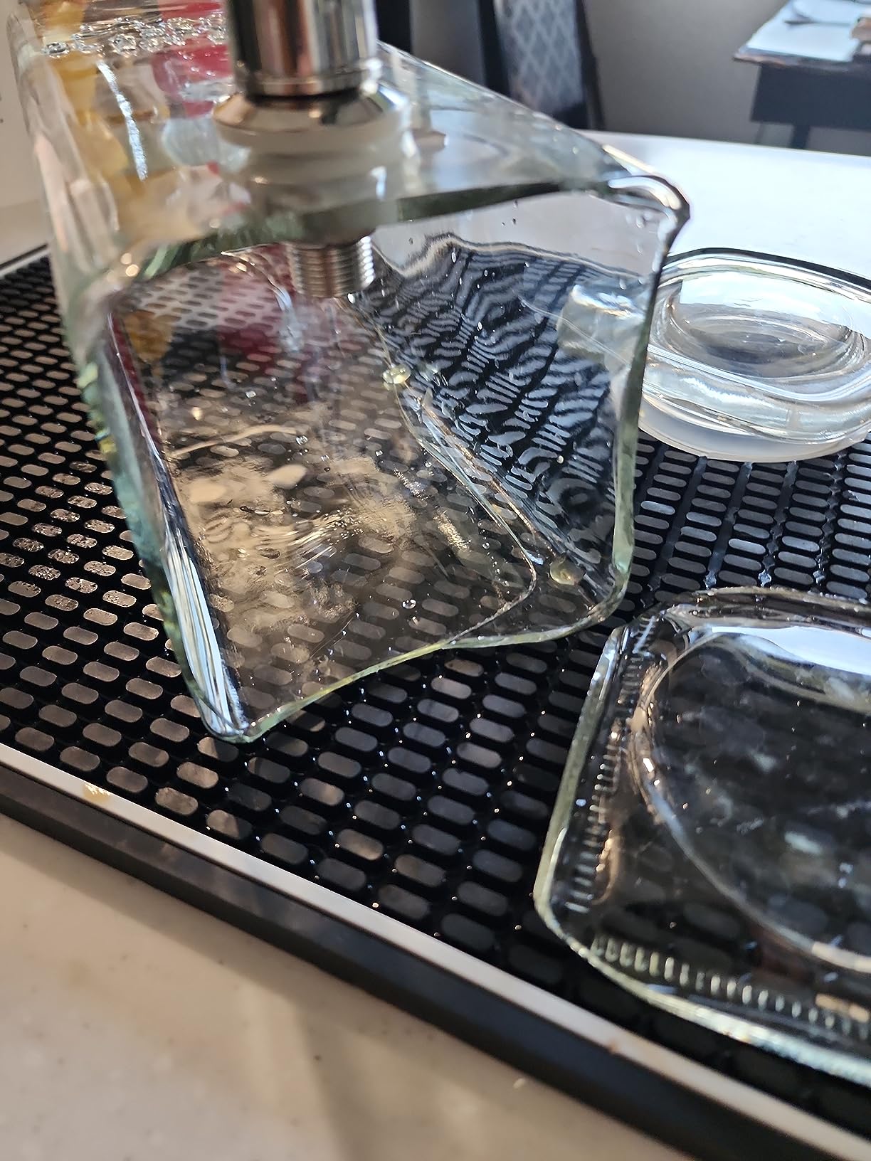 Kook Drink Dispenser, 80 oz, Water Dispenser Countertop, Glass Drink Dispenser, Beverage dispenser, with Leak-Proof Spigot, Clear Rectangular Jar, Storage for Party, Fridge, for Water, Iced Tea customer photo 2