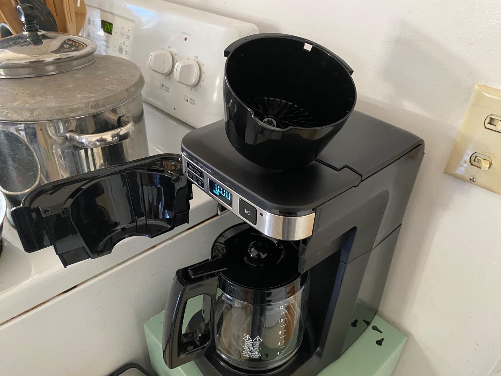 Hamilton Beach 12 Cup Programmable Coffee Maker, FrontFill Drip Coffee Maker customer photo 2