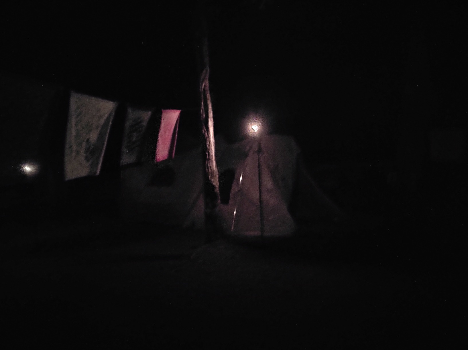 TIKI Cabos Metal Torch - 65-Inch Bronze Outdoor Torch for Patio, Garden, and Lawn, Includes Long-Lasting Wick and Snuffer, Weather-Resistant Decorative TIKI Torch for Backyard and Landscaping customer photo 2