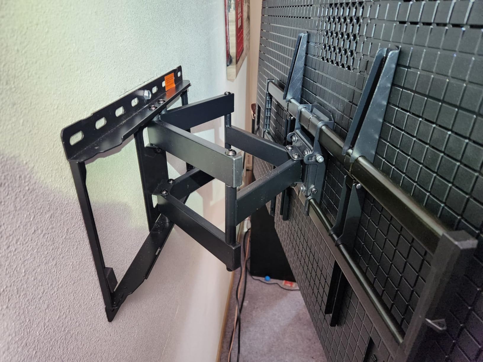 USX Mount Full Motion TV Wall Mount for Most 42-90 inch Flat Screen/LED/4K, TV Mount Bracket Dual Swivel Articulating Tilt 6 Arms, Max 16