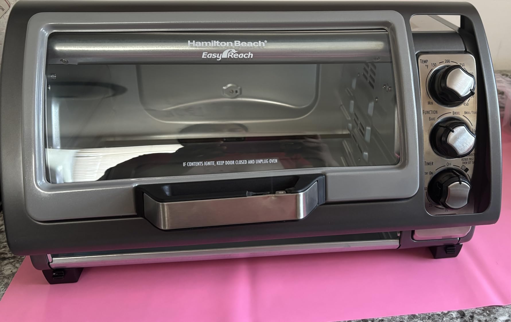 Hamilton Beach 6 Slice Convection Toaster Oven With Easy Reach Roll-Top Door, Bake, Broil & Toast Functions, Auto Shutoff, Silver (31123DA) customer photo 2