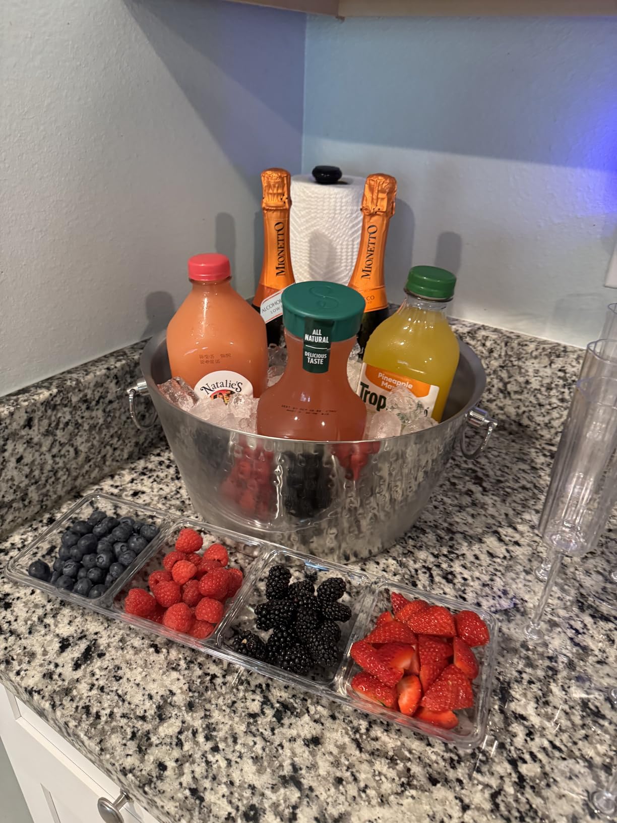 VINGLI 80 Quart Rolling Ice Chest, Portable Patio Party Bar Drink Cooler Cart, with Shelf, Beverage Pool with Bottle Opener customer photo 2