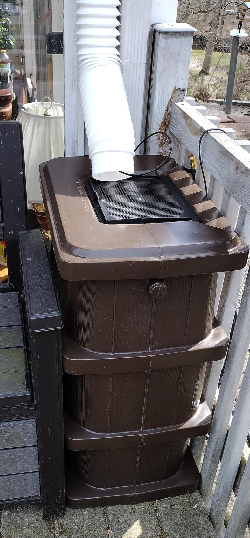 FCMP Outdoor Slim Line Design 45-Gallon Wood Grain Outdoor Home Rain Water Catcher Barrel Flat Back Container with Spigots and Mesh Screen, Brown customer photo 2