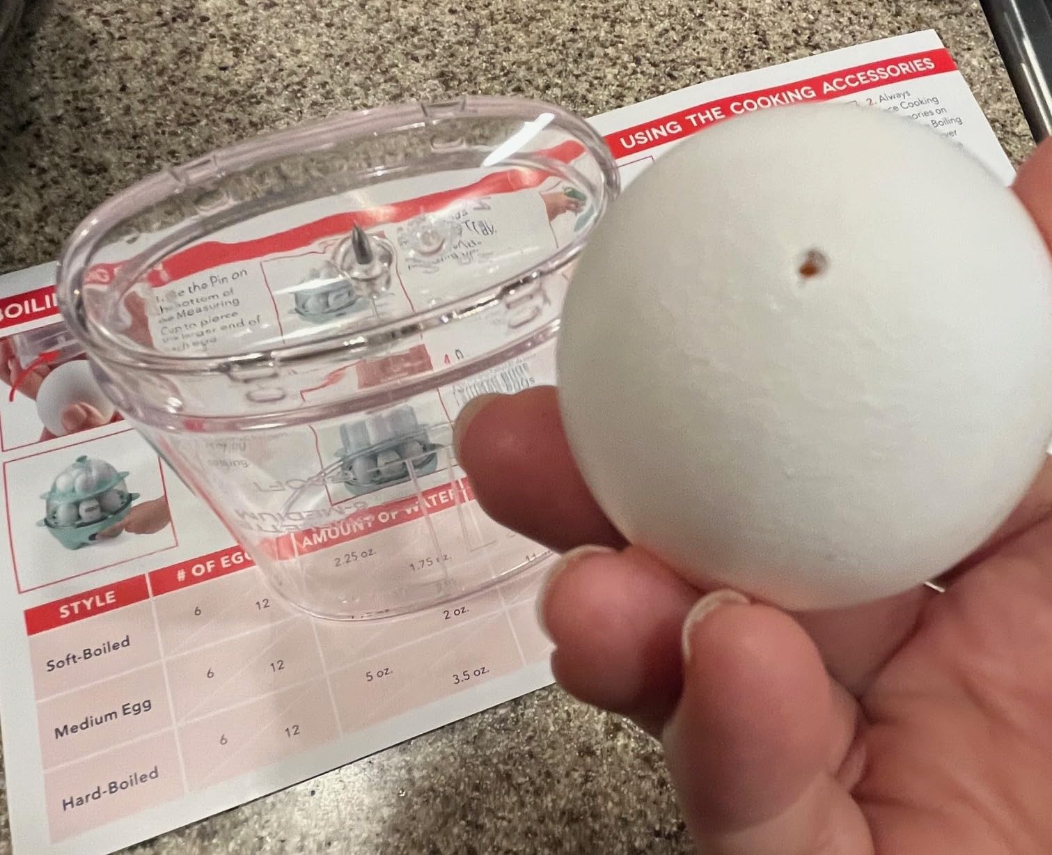 Dash Deluxe Egg Cooker - Boiler, Poacher & Steamer - Includes Measuring & Recipe Guide - Dishwasher Safe - BPA Free - Holds 12 Eggs, White customer photo 2