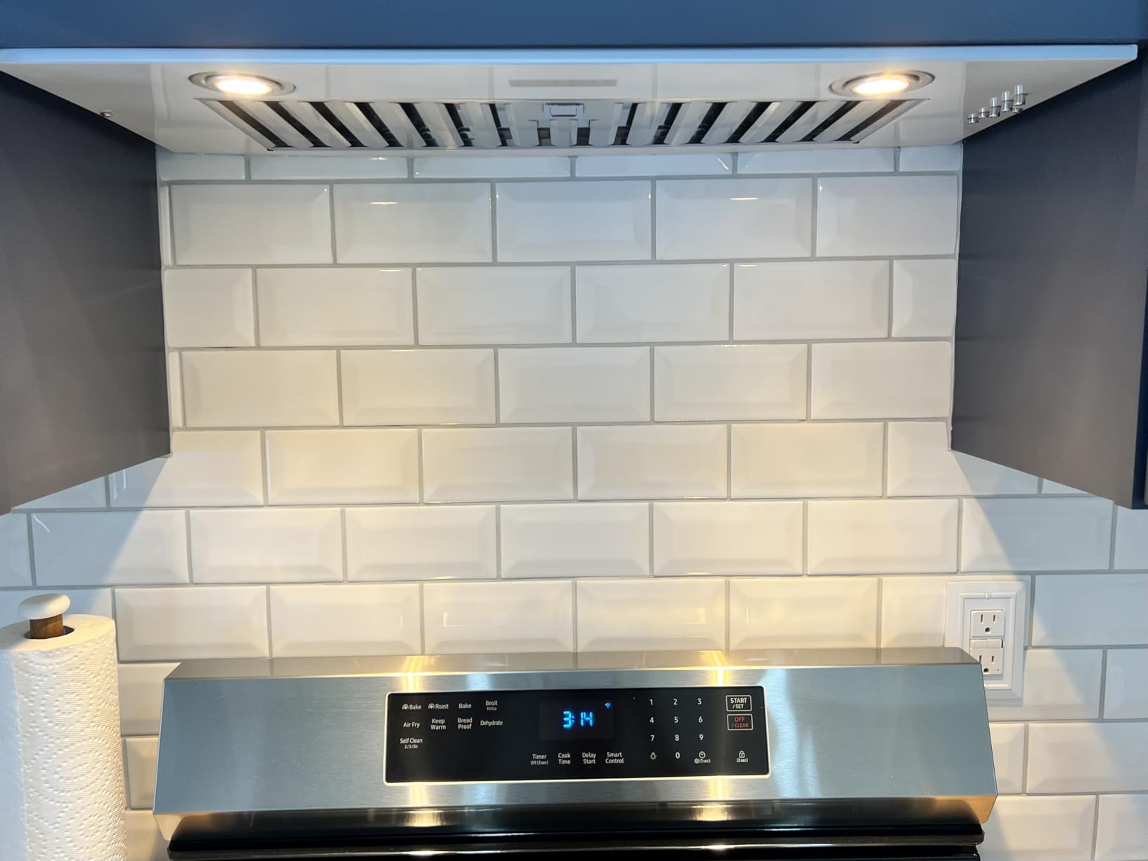 Hauslane Range Hood Insert 30 Inch, Hood Vent for Kitchen | Low Noise Performance, Professional-Grade Baffle Filters, LED Lamps, Stainless Steel Ductless Range Hood, Kitchen Vent Hood 11.25
