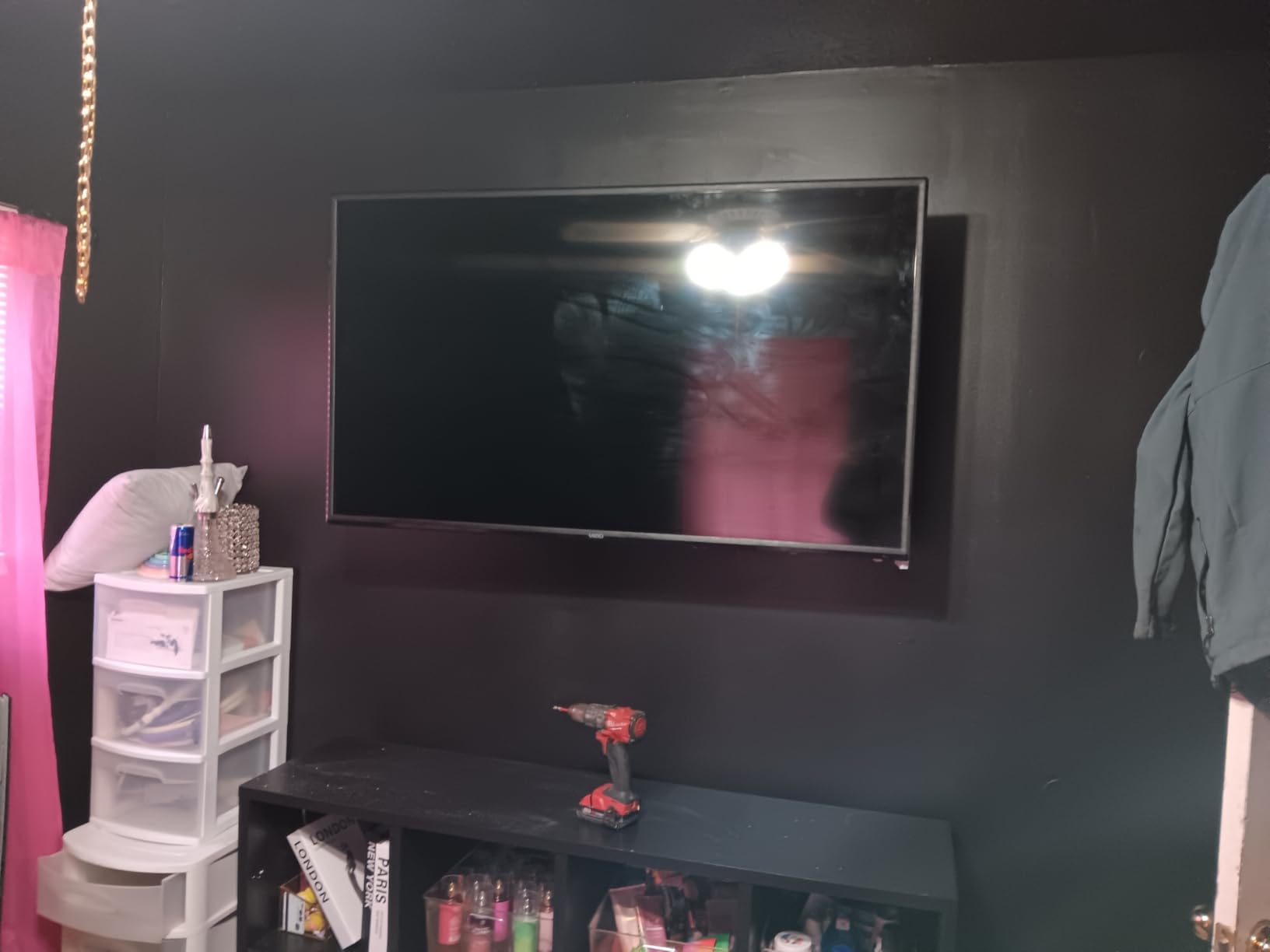 Full Motion TV Wall Mount for Most 37