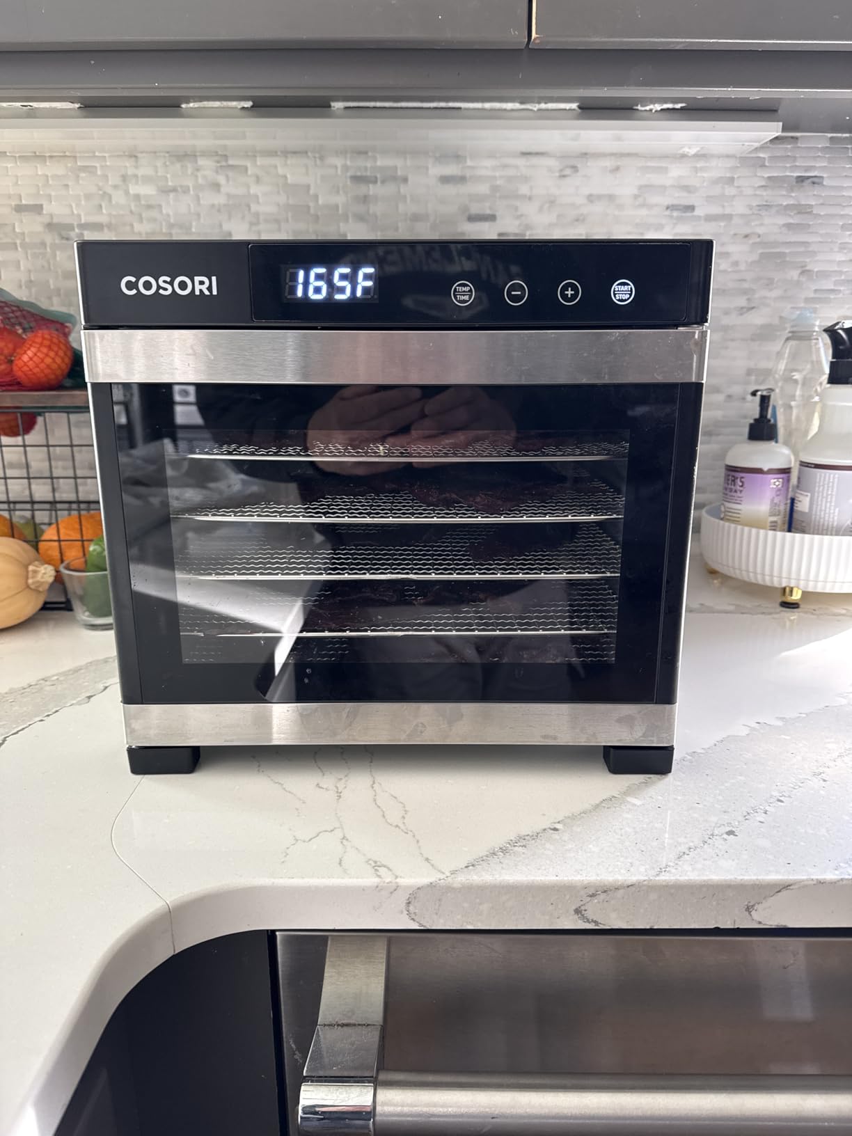 COSORI Food Dehydrator, Bigger Than 7 Trays with Large 6.5 ft² Drying Space, Stainless Steel Trays, 600W Faster Drying, 165°F Dehydrated Dryer for Jerky, Dog Treats, Herbs, Meat, Fruit, Yogurt, Silver customer photo 1