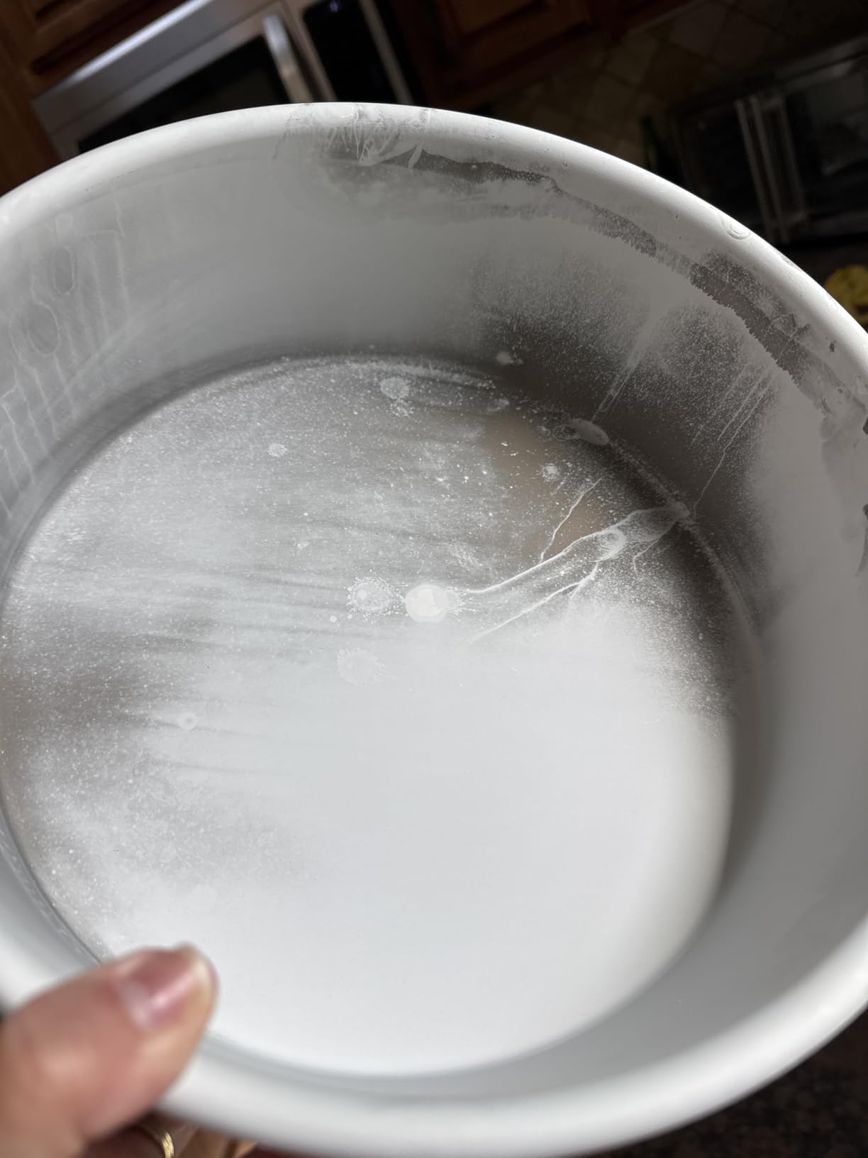 Fat Daddio's PRD-83SET Anodized Aluminum Round Cake Pans, 2 Piece Set, 8 x 3 Inch customer photo 1