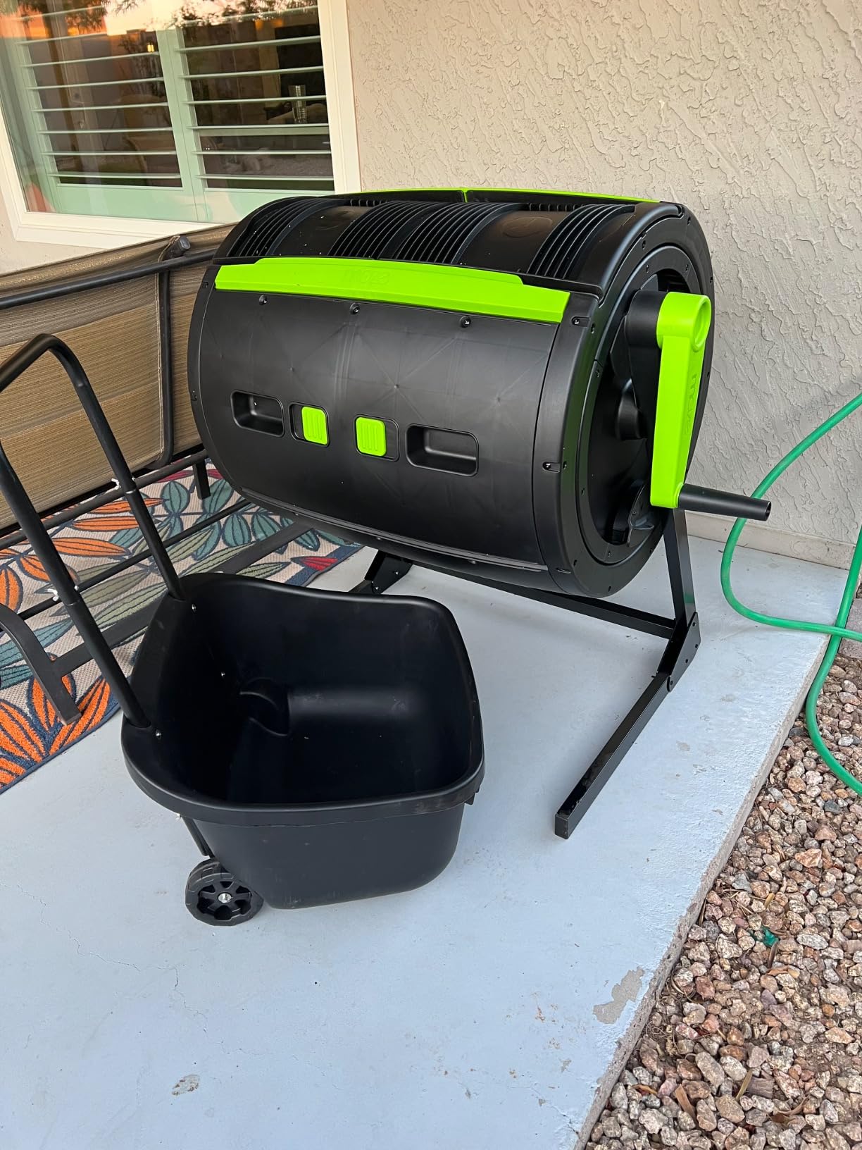 MAZE Two Stage 65 gal Compost Tumbler with Large Double Doors and Open Frame and Comes with Maze Compost Cart, 1.85 Gal Kitchen Caddie Compost Bin, 3 Rolls of Corn Bags and a Retractable Plant Caddie customer photo 1