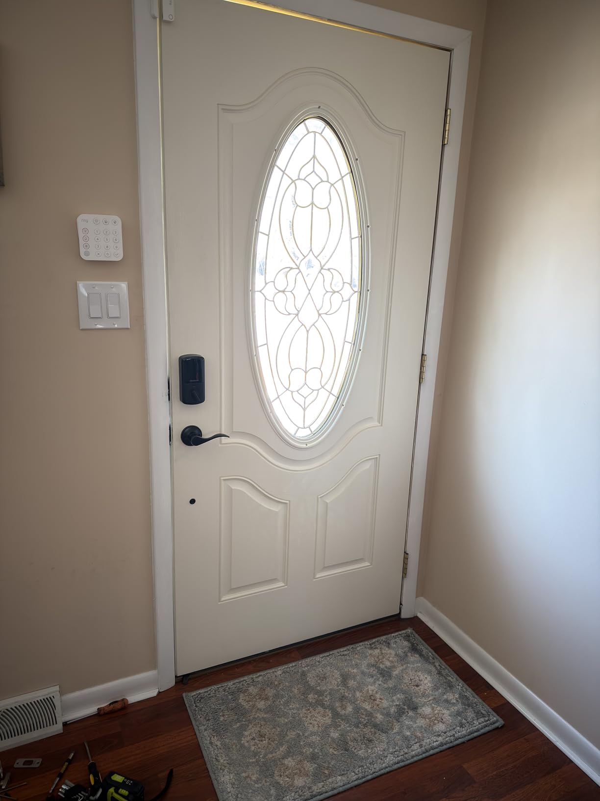 Kwikset Halo Wi-Fi Smart Lock, Keyless Entry Front Door Touchscreen Deadbolt, Matte Black Finish, Grade AAA Certified, UL Listed, Easy Install No Hub, App Control customer photo 2