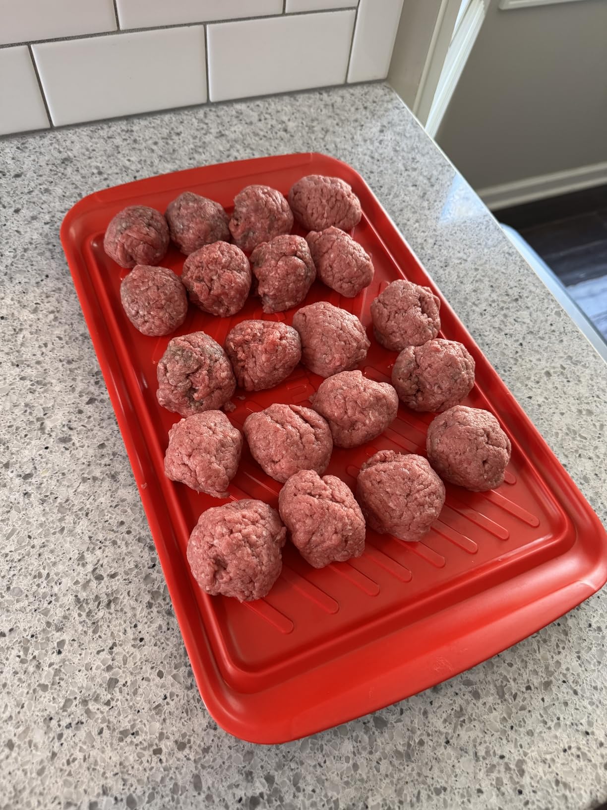 Cuisinart Grilling Prep & Serve Trays, 17x10.5 inch BBQ Tray Safe for Food Handling, 2 Dishwasher Safe Nesting Trays Black & Red, Perfect Grilling Accessories for Cooked & Raw Meat, Fits 6 Burgers customer photo 2