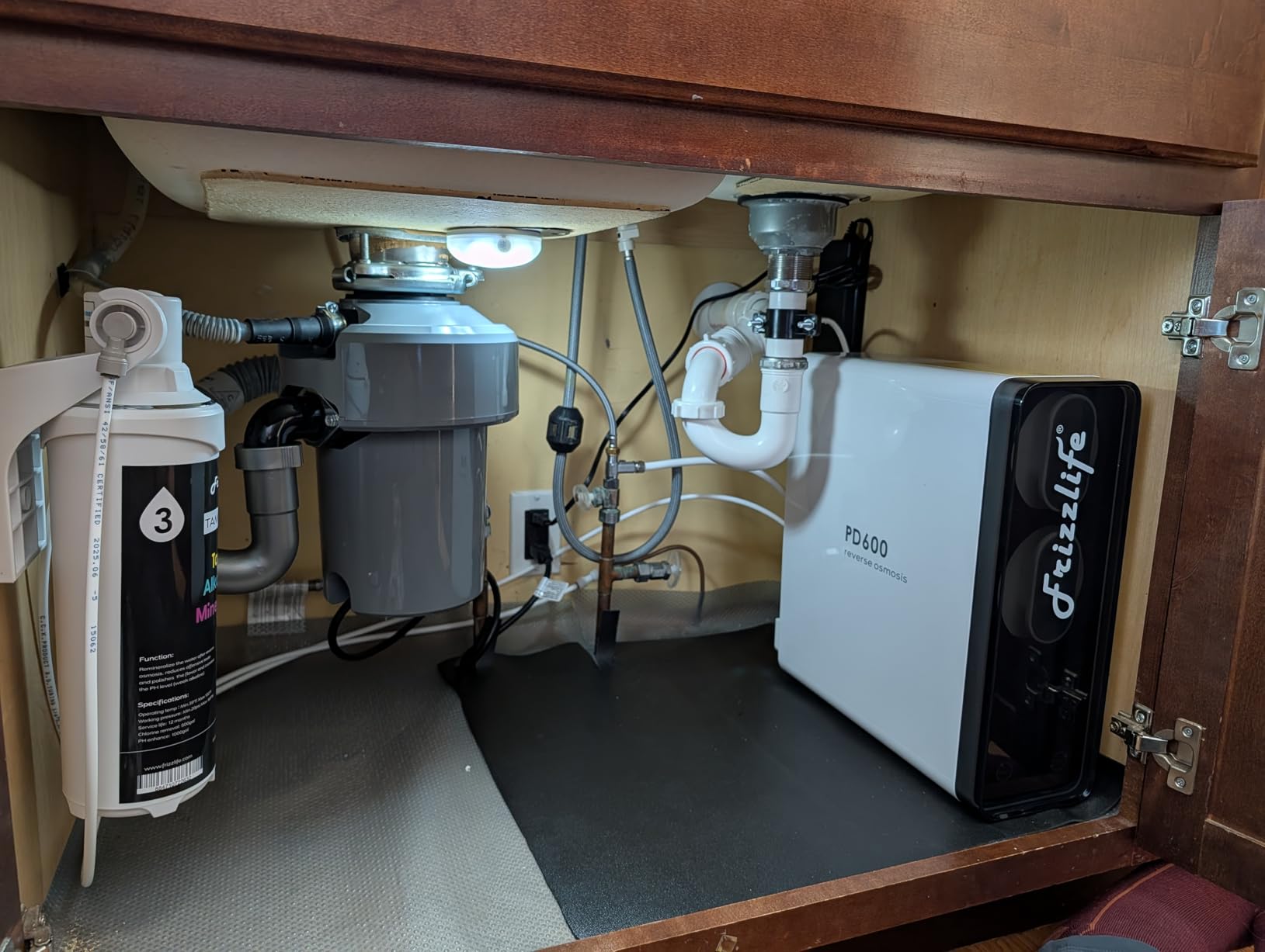 Frizzlife Reverse Osmosis Water Filter - Alkaline Mineral pH+, NSF/ASNI 58&53&42&372 Standard, 600GPD Tankless RO Reverse Osmosis System, Under Sink, 2:1 Pure to Drain, Reduce FPAS/PFOA, PD600-TAM3 customer photo 1