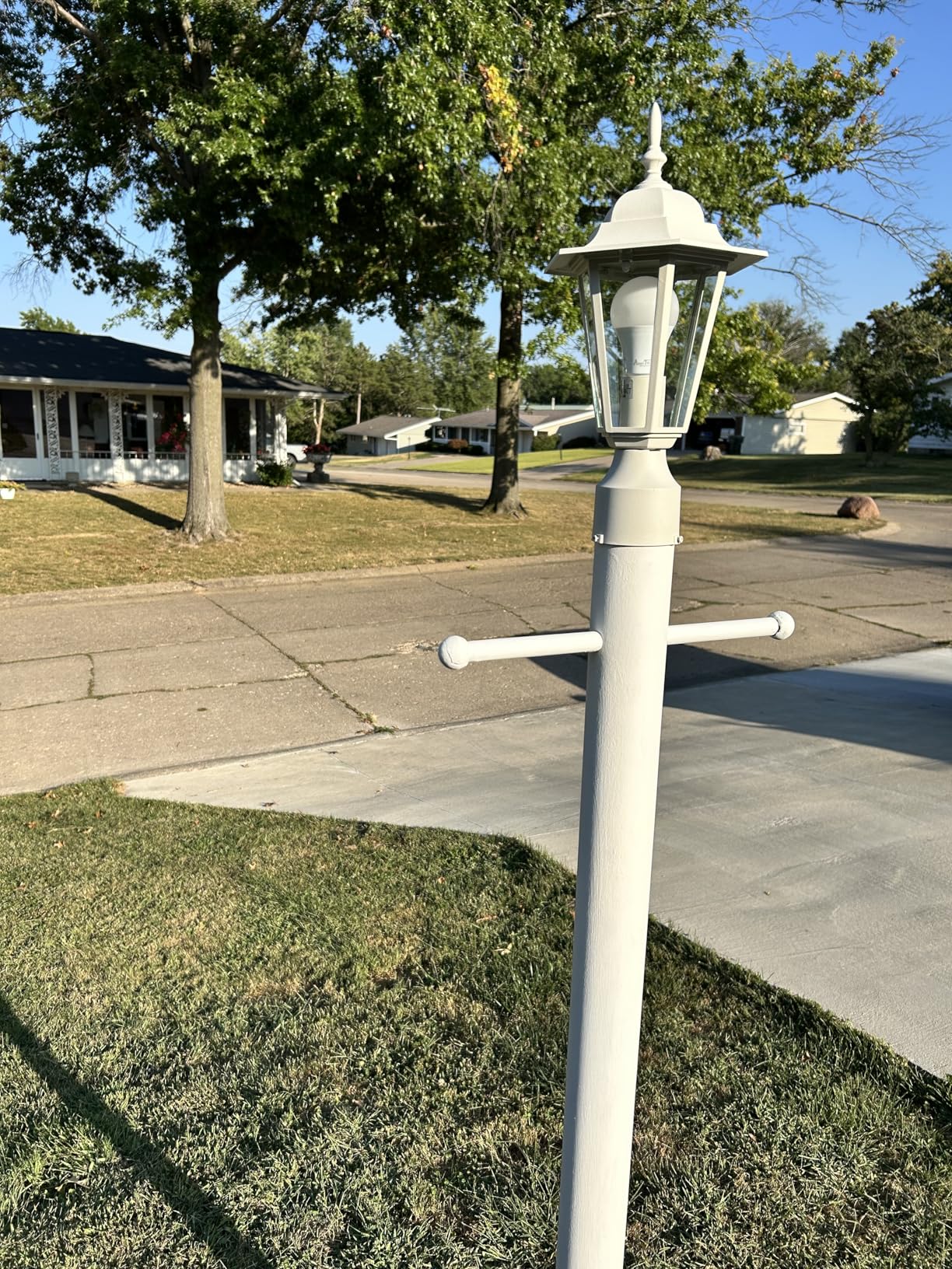 WISBEAM Outdoor Post Light, Pole Lantern, E26 Base 60W Max, Aluminum Housing Plus Glass, Wet Location Rated, ETL Qualified, Bulbs not Included, Black customer photo 1