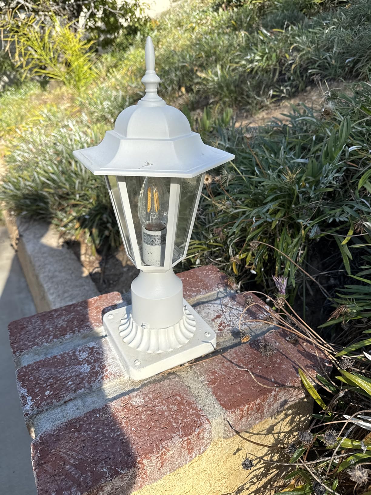 WISBEAM Outdoor Post Light, Pole Lantern, E26 Base 60W Max, Aluminum Housing Plus Glass, Wet Location Rated, ETL Qualified, Bulbs not Included, Black customer photo 2