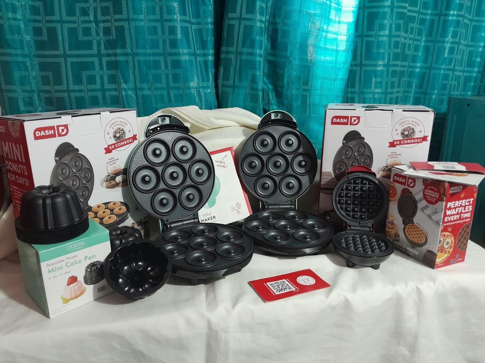 O'Creme Bakeable Plastic Mini Cake Pan & Jello Mold - Non-Stick Silicone Baking Pan - 25 QTY Pack customer photo 1