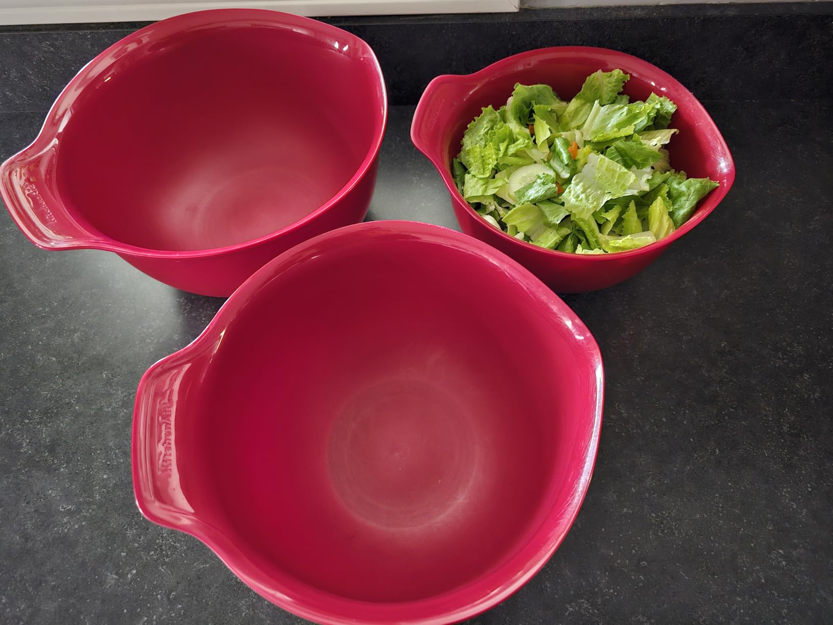 KitchenAid Universal Nesting Plastic Mixing Bowls, Set Of 3, 2.5 quart, 3.5 quart, 4.5 quart, Non Slip Base with Easy Pour Spout, Dishwasher Safe, Aqua Sky customer photo 1