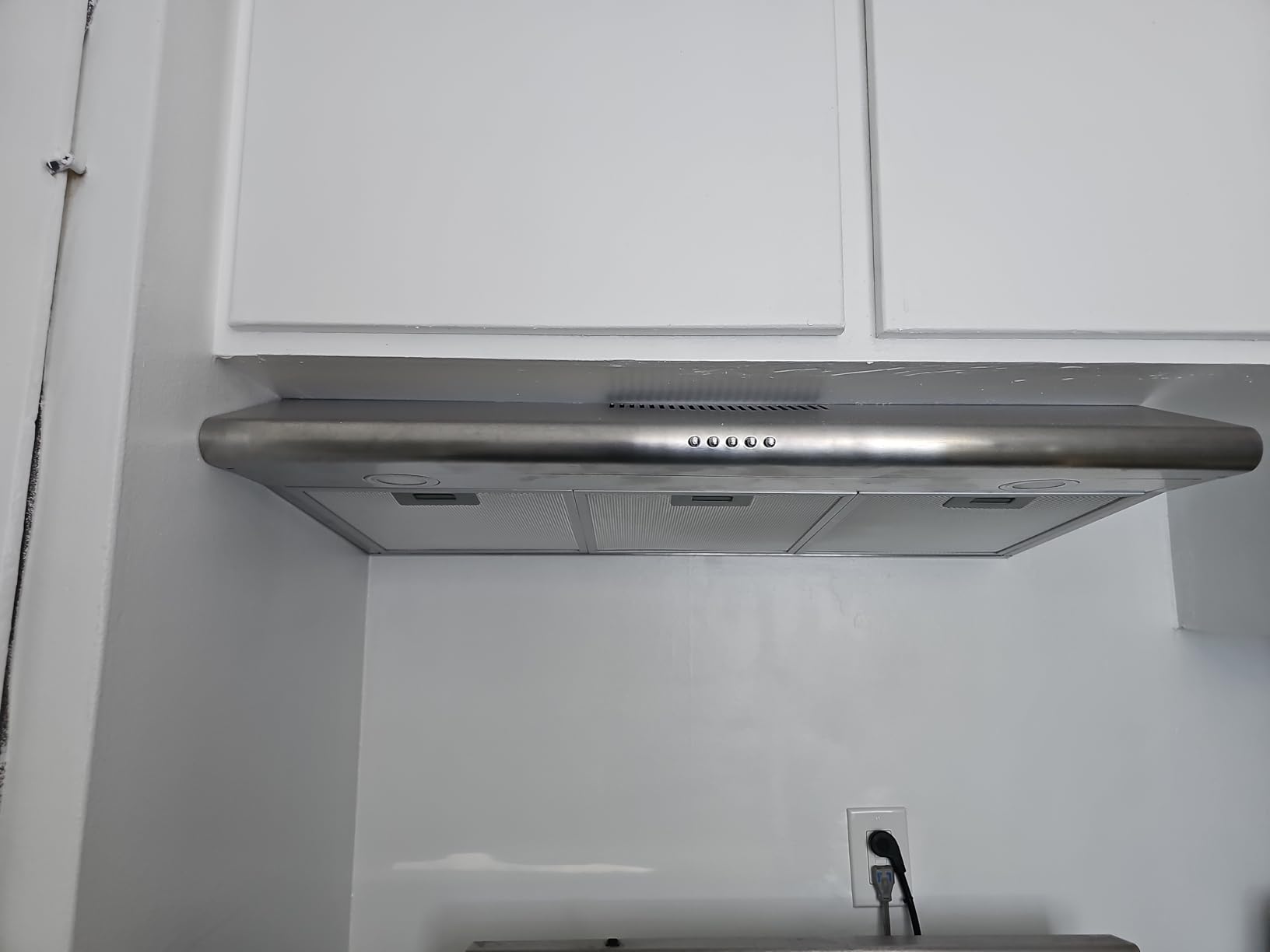 FIREGAS Under Cabinet Range Hood 30 inch, Ducted/Ductless Convertible Kitchen Hood Over Stove Vent, LED Light, 3 Speed Exhaust Fan, Reusable Aluminum Filters, Push Button, with Charcoal Filter customer photo 2