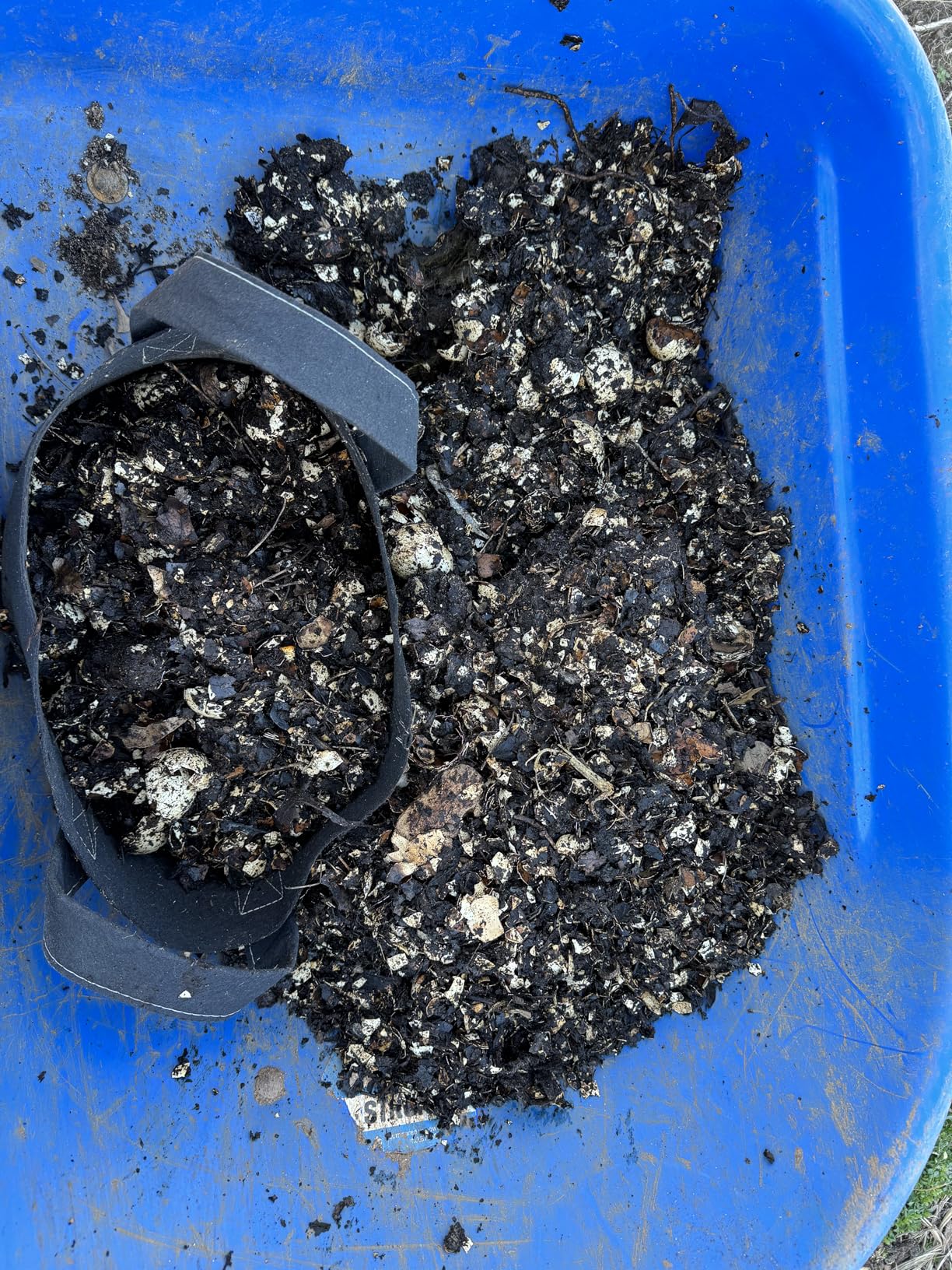 F2C Compost Bin Outdoor 43 Gallon Garden Dual Chamber Composter Bin - Bundled with Pearson's Gardening Gloves, BPA Free, Heavy-Duty Steel Frame, Rotating Tumbler with Sliding Doors -Black customer photo 2