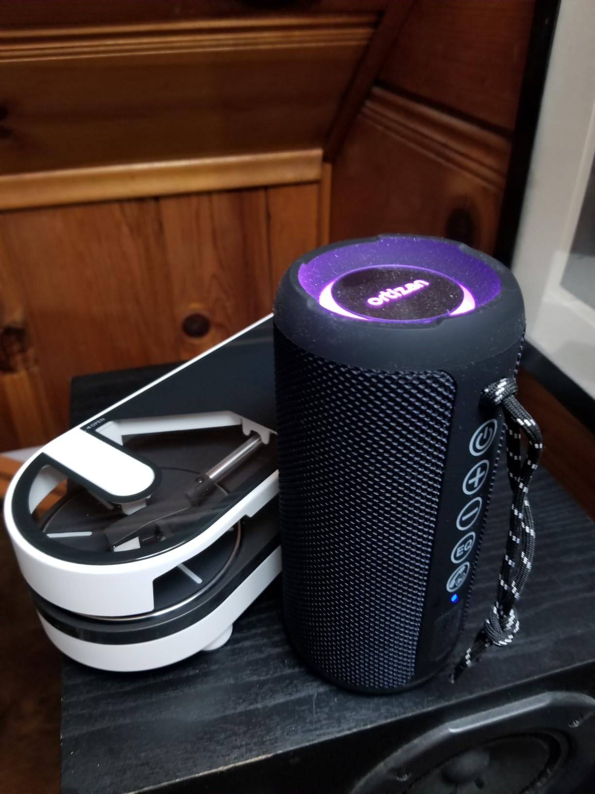 Ortizan Portable Bluetooth Speaker (1st Gen), IPX7 Waterproof, Wireless, Big Sound and Deep Bass, TWS Pairing, 30Hrs of Playtime, for Home/Party/Outdoor/Beach, Birthday Gifts for Men Women - Black customer photo 1