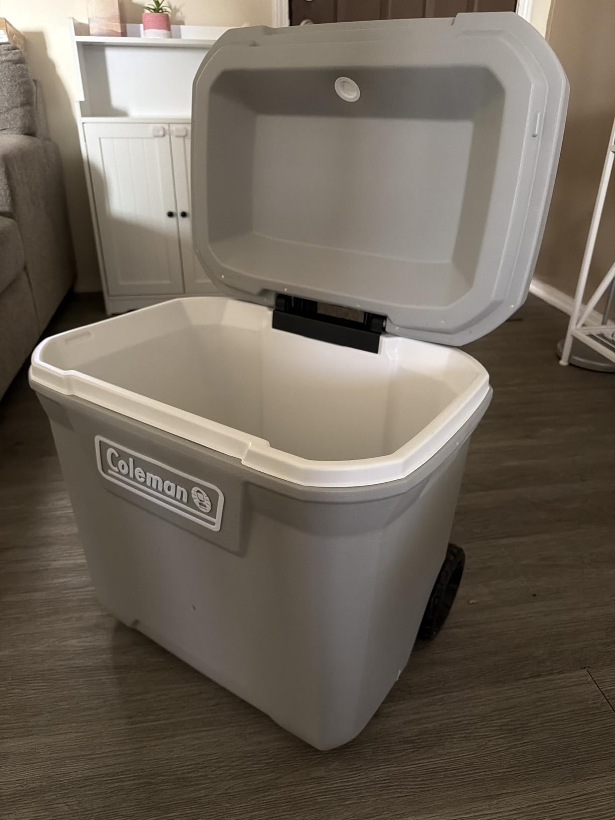 Coleman Classic Series Insulated Portable Rolling Cooler with Wheels, Leak-Resistant Outdoor Hard Cooler Keeps Ice up to 5 Days, 100-Quart customer photo 1