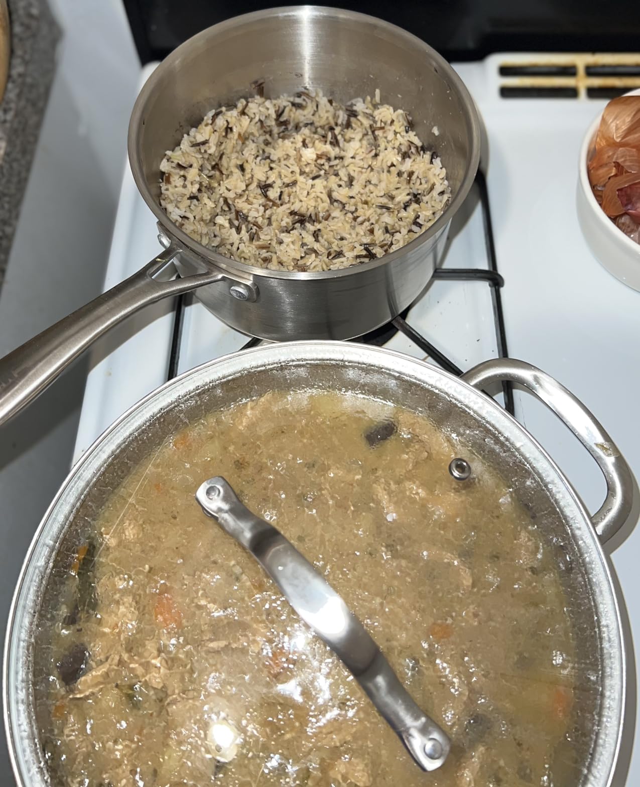 Mueller 17-Piece Stainless Steel Pots and Pans Set - Tri-Ply Ultra-Clad Pro Cookware Set, Induction Ready, Oven Safe, Even-Heat Aluminum Core, Includes Skillets, Saucepans, Dutch Oven, Stockpot customer photo 2