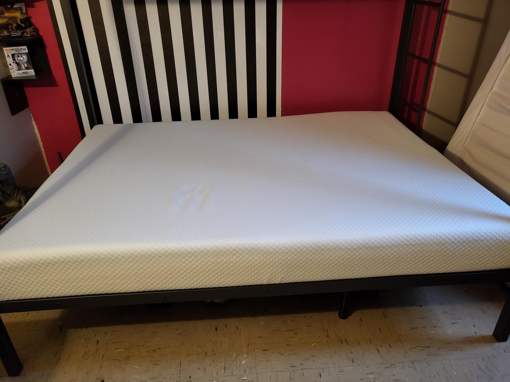 FDW | 8 Inch Twin Mattress | Medium Firm | Gel Memory Foam Mattress | White | Bed in a Box, CertiPUR-US Certified | Pressure Relief, Cooling Ventilated Foam | Washable Removable Cover customer photo 2