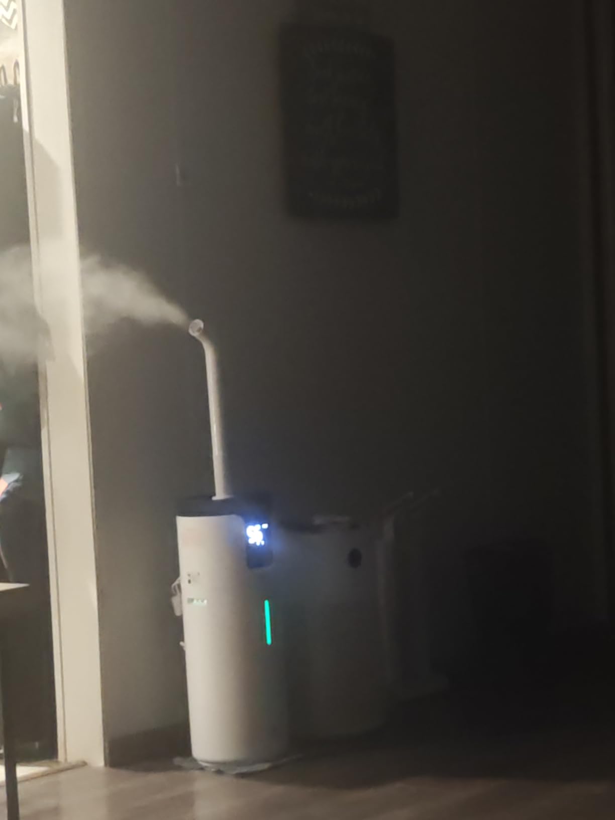Humidifier Large Room, 4.2 Gal/16L Large Humidifier for 1500 sq.ft, 360° Nozzles Cool Mist Ultrasonic, Top Fill Tower Humidifiers for Bedroom Office Plant wholehouse with Extension Tube, Night Light customer photo 1
