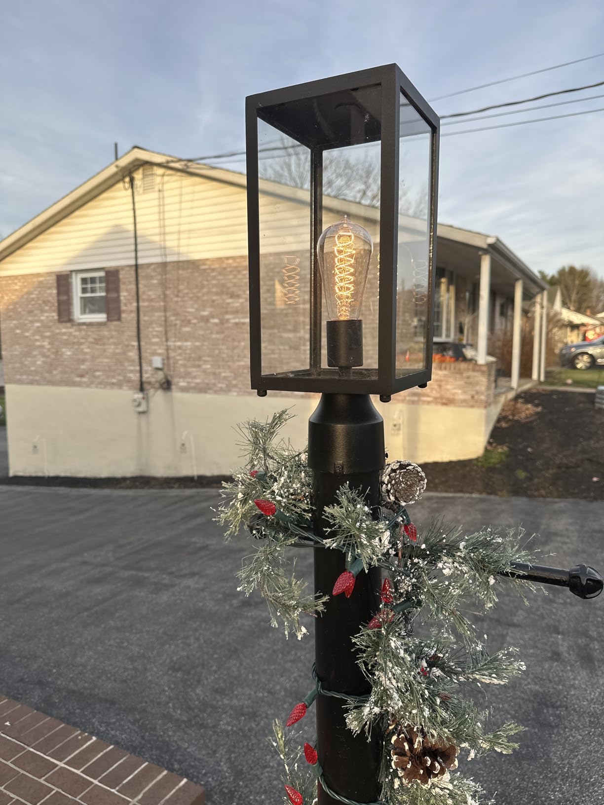 Large 15 inch Outdoor Post Light,Waterproof Cast Aluminium Lamp Post Light Fixture,Post Lantern with Pier Mount Base,Matte Black,Suitable for Garden,Yard,Driveway,etc customer photo 1