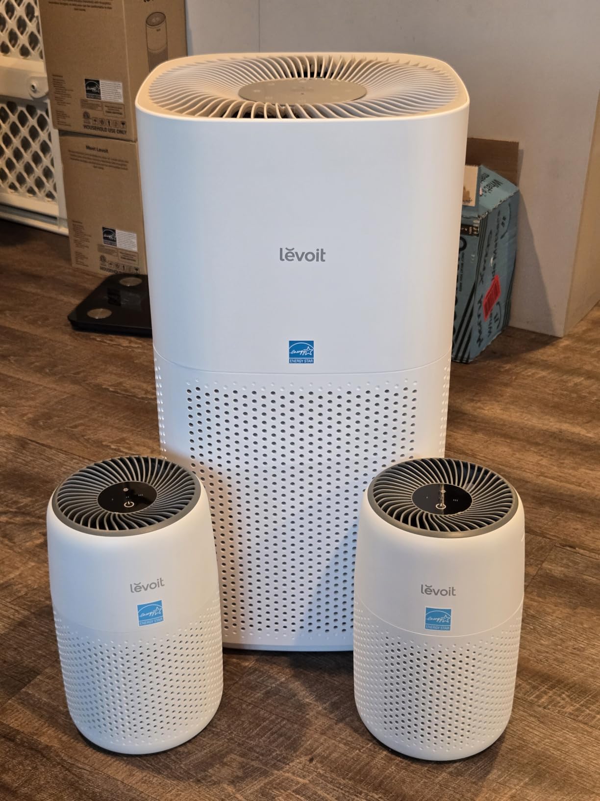 LEVOIT Air Purifiers for Home Large Room Up to 2933 Ft² With HEPA Sleep Mode, AHAM VERIFIDE, Smart WIFI, PM2.5 Monitor, 3-in-1 Filter For Smoke, Pet Allergies, Dust, Alexa Control, Core 600S-P, White customer photo 1