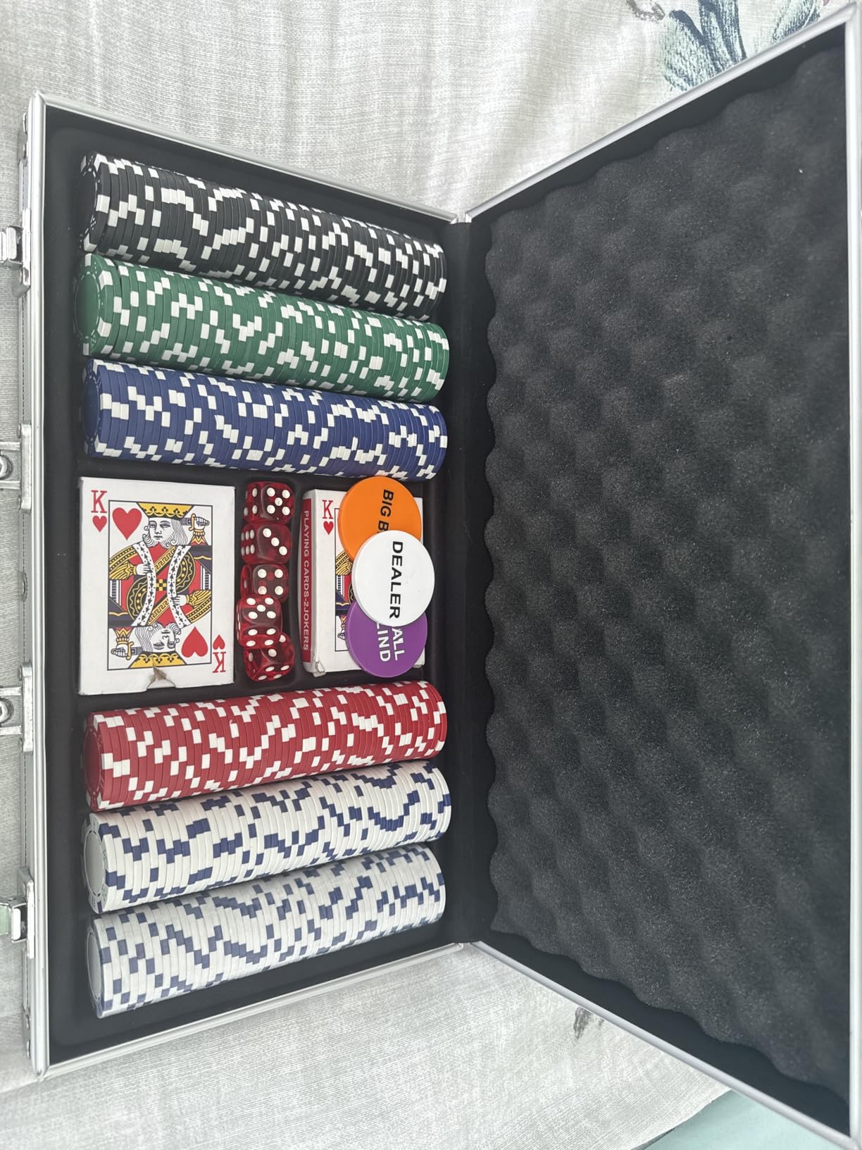 Poker Chip Set - 500PCS Poker Chips with Aluminum Case, 11.5 Gram Chips for Texas Holdemas Blackjack(500pcs) customer photo 2